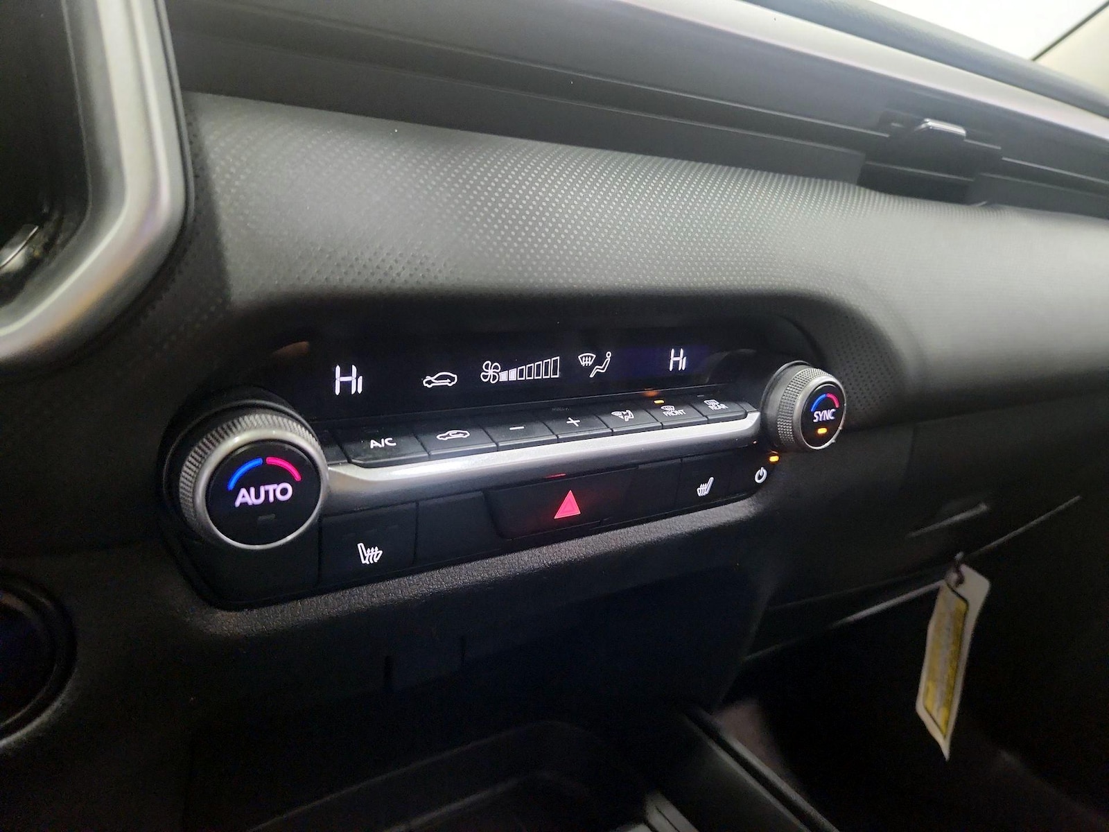2025 Mazda CX-50 Preferred - Photo 17