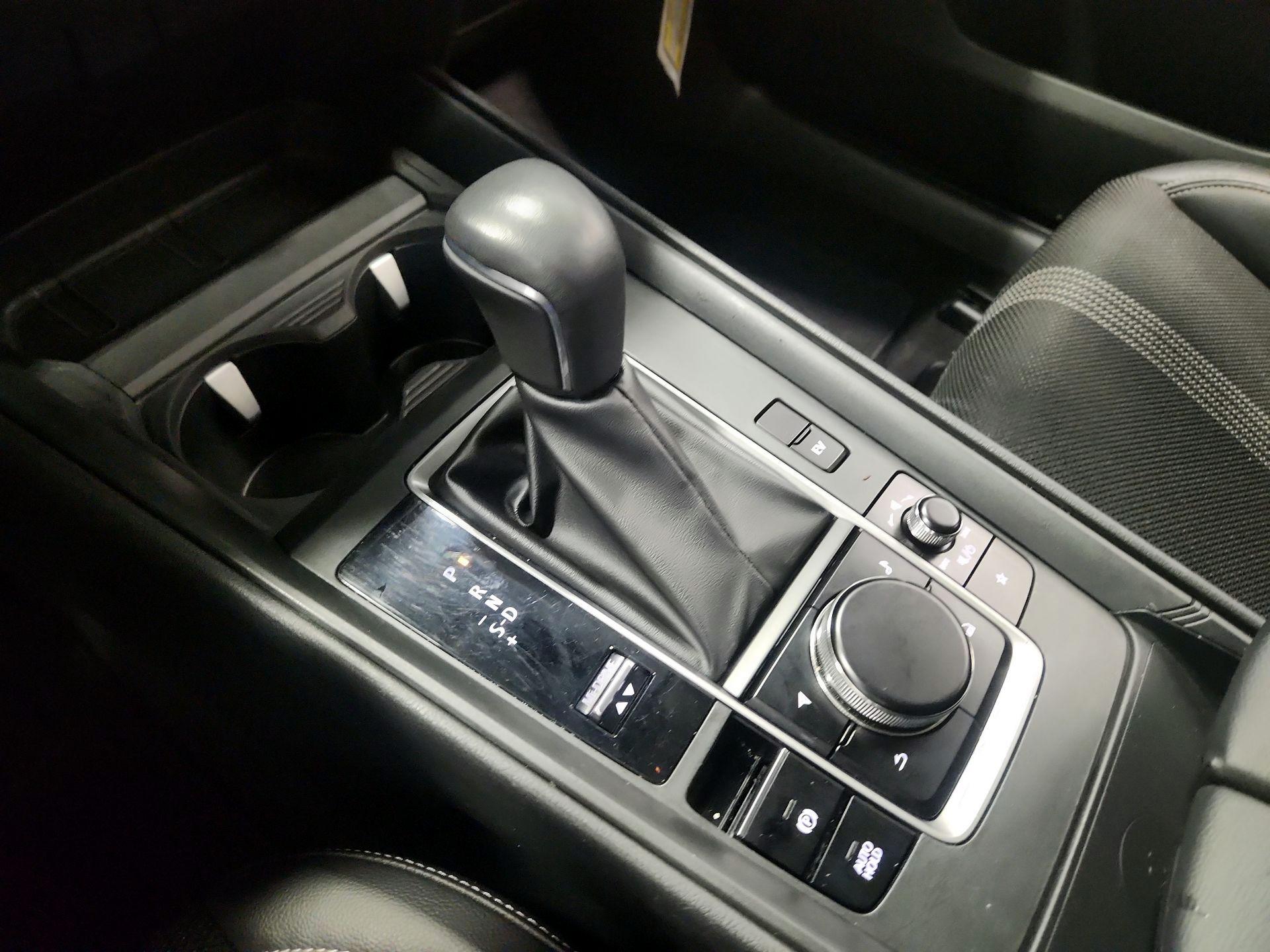 Thumbnail: 2025 Mazda CX-50 - 17