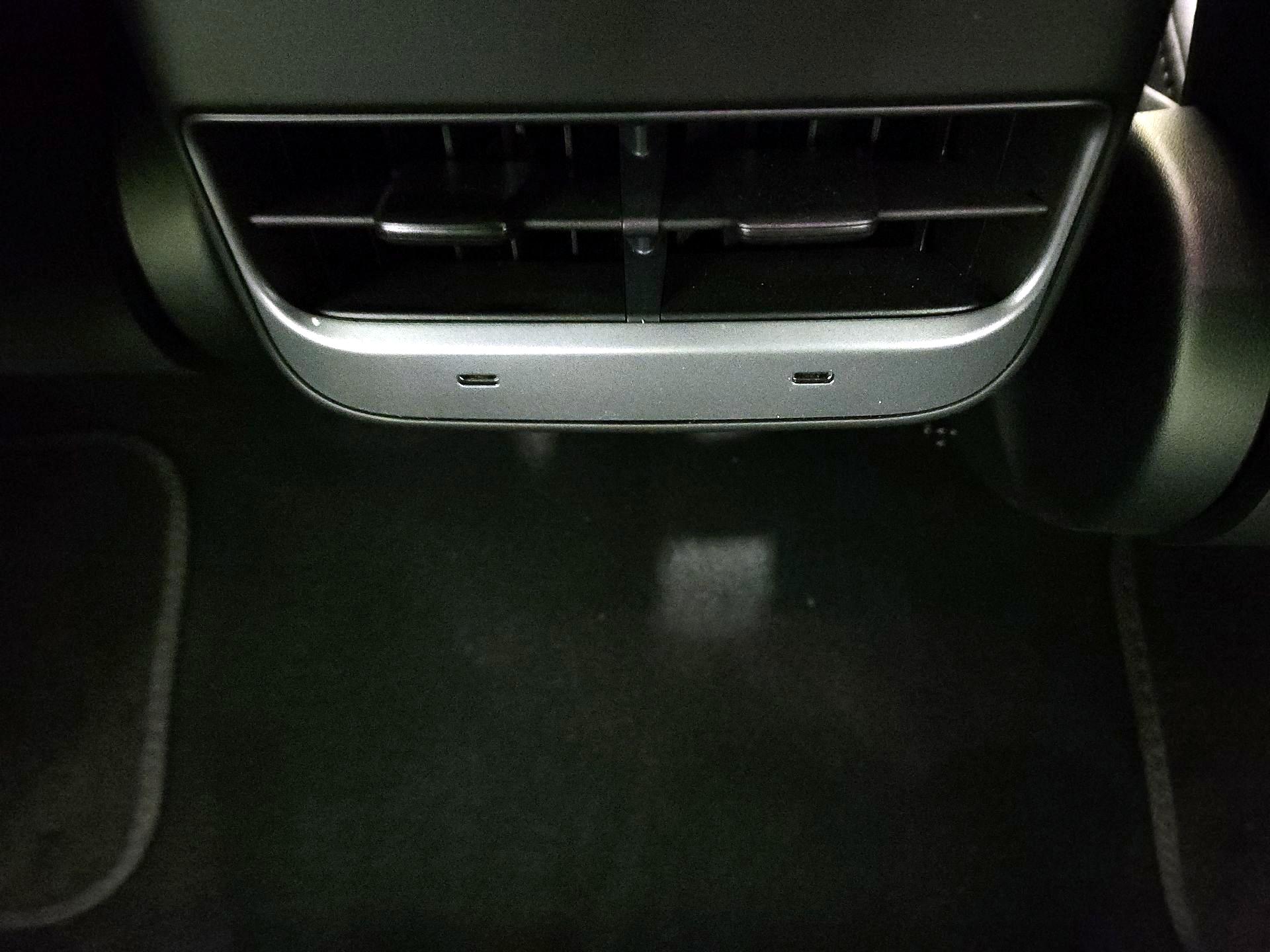 Thumbnail: 2023 Tesla Model 3 - 19