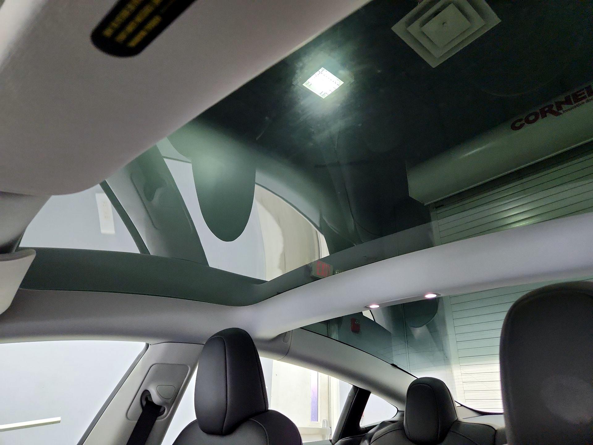 Thumbnail: 2023 Tesla Model 3 - 20