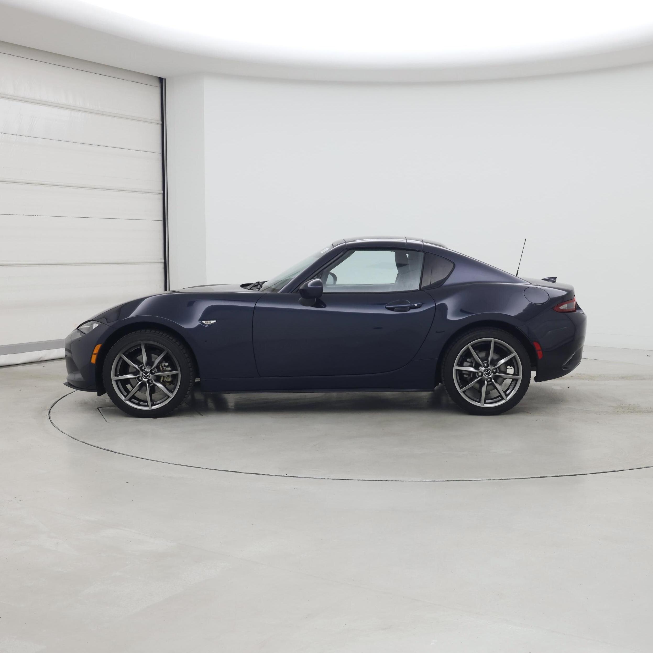 Thumbnail: 2021 Mazda MX-5 Miata - 3