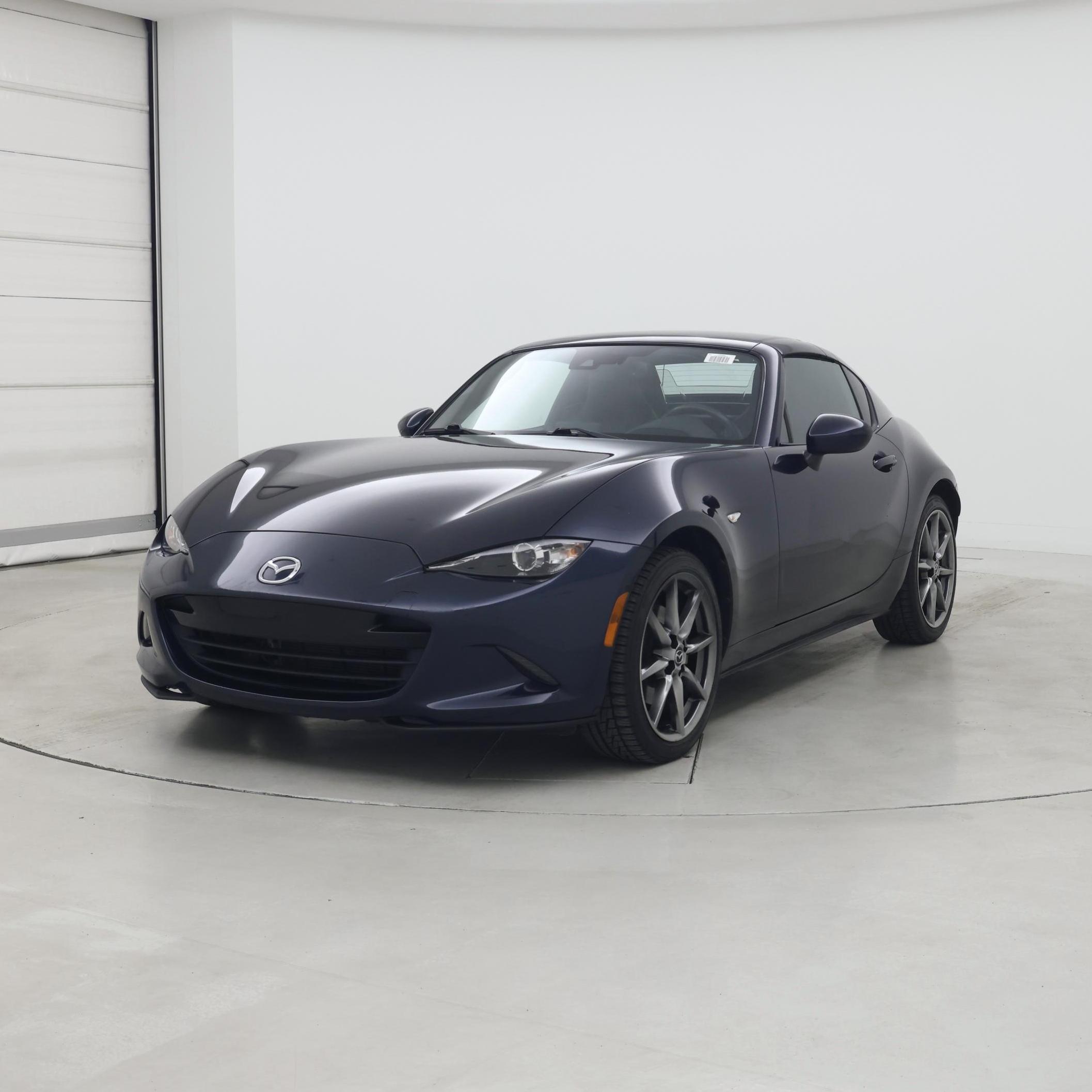 Thumbnail: 2021 Mazda MX-5 Miata - 4