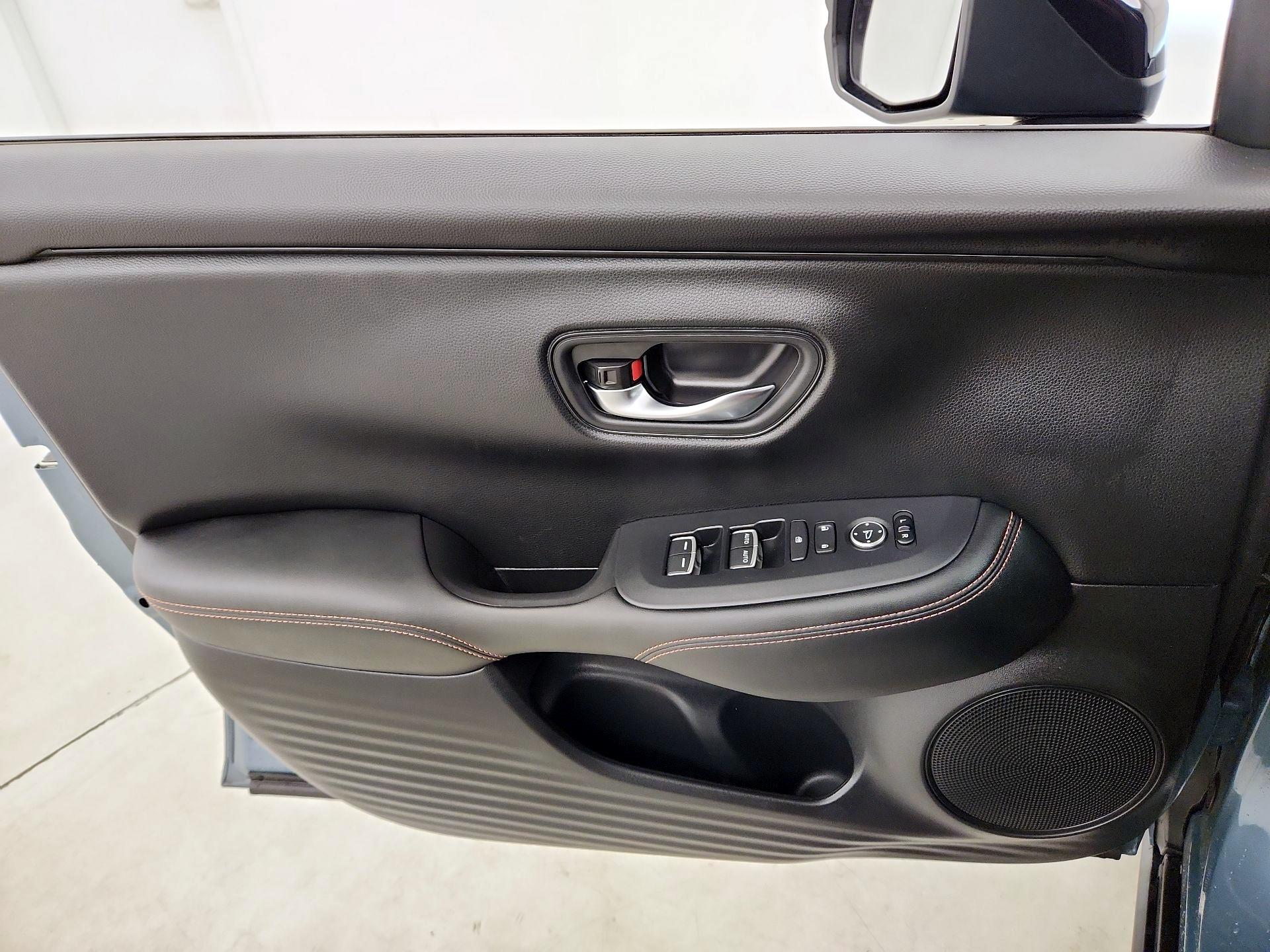 Thumbnail: 2023 Honda HR-V - 12