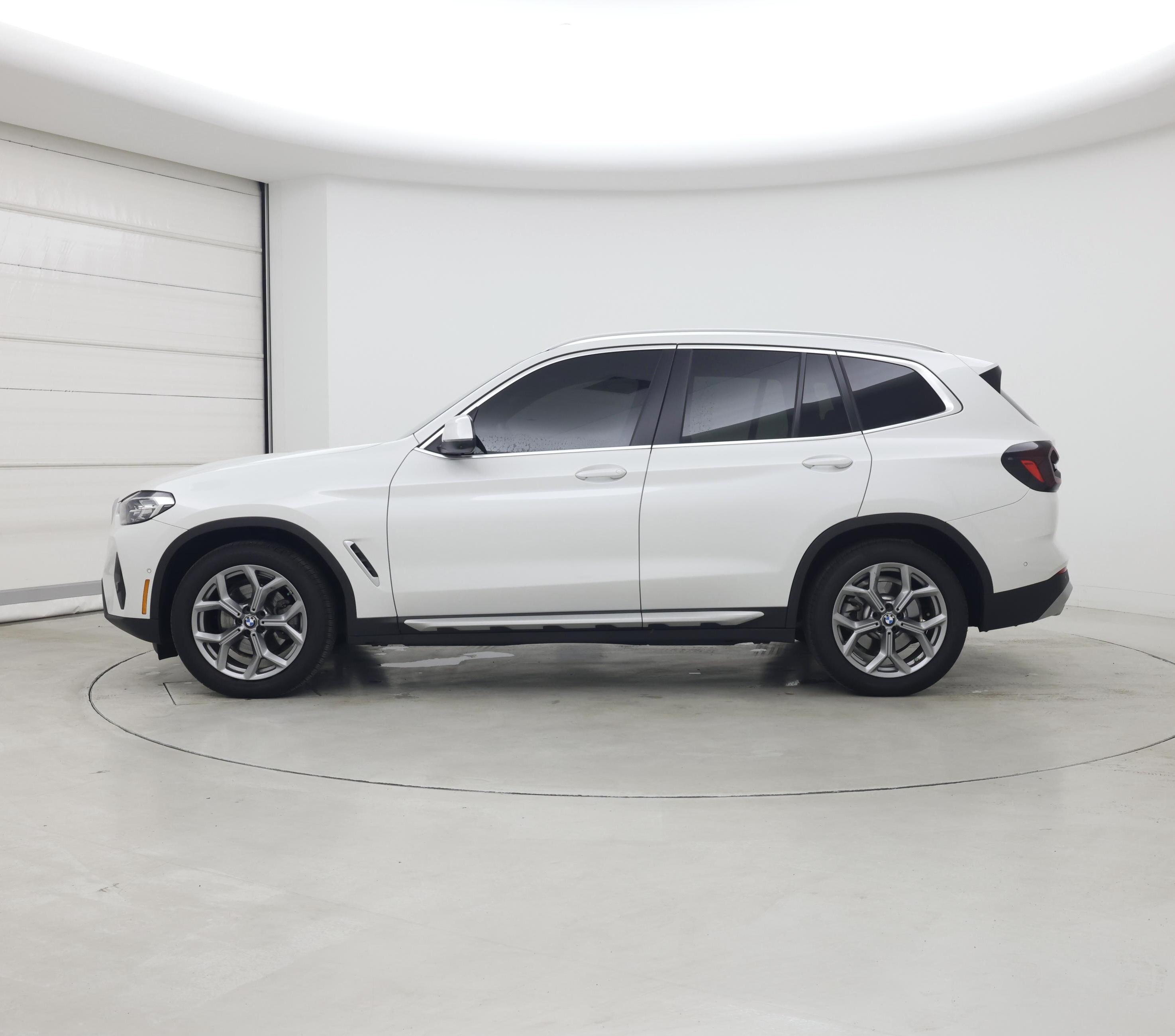 Thumbnail: 2024 BMW X3 - 3