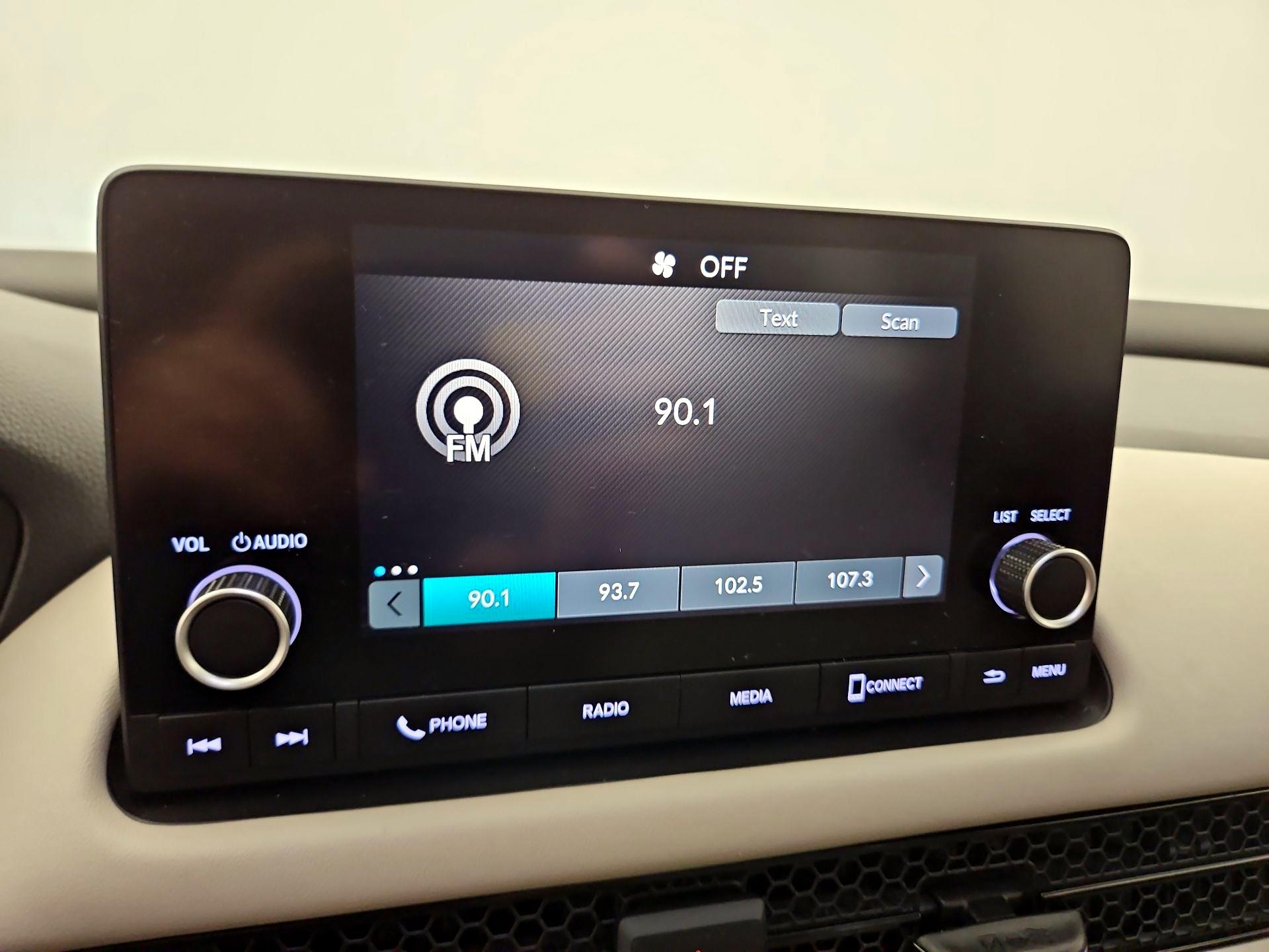 Thumbnail: 2023 Honda HR-V - 15