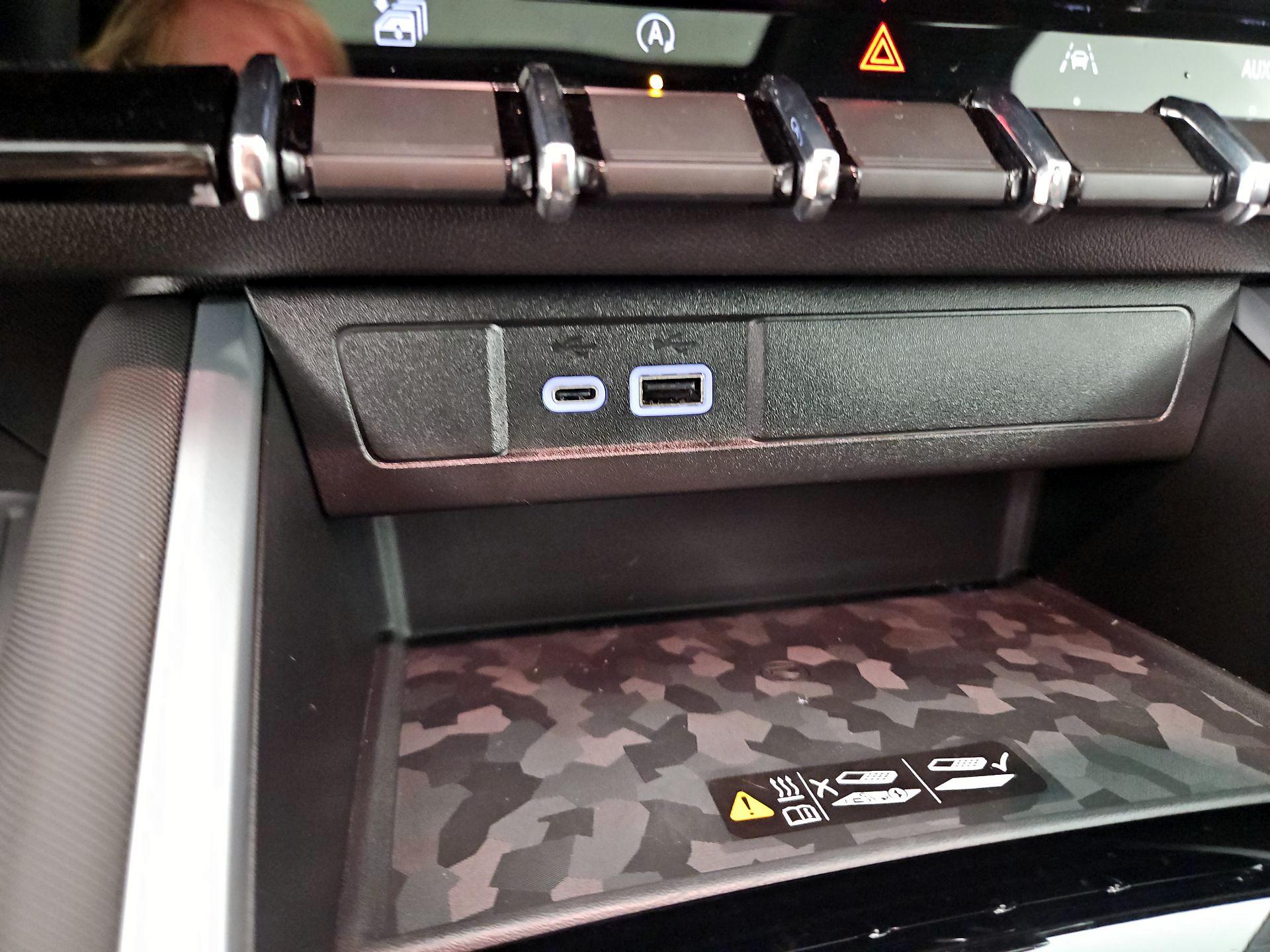 Thumbnail: 2024 Chevrolet Colorado - 18