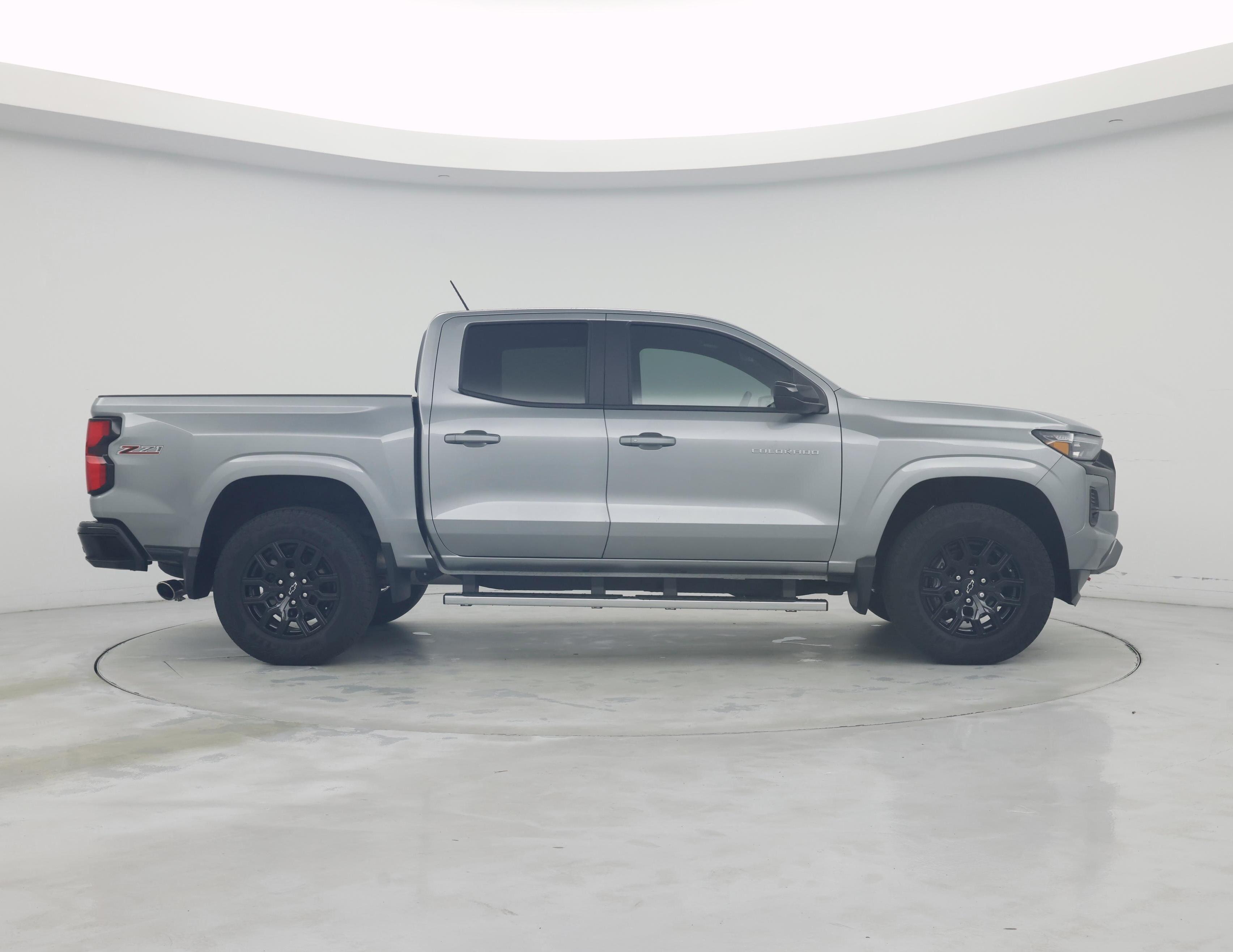 Thumbnail: 2024 Chevrolet Colorado - 7