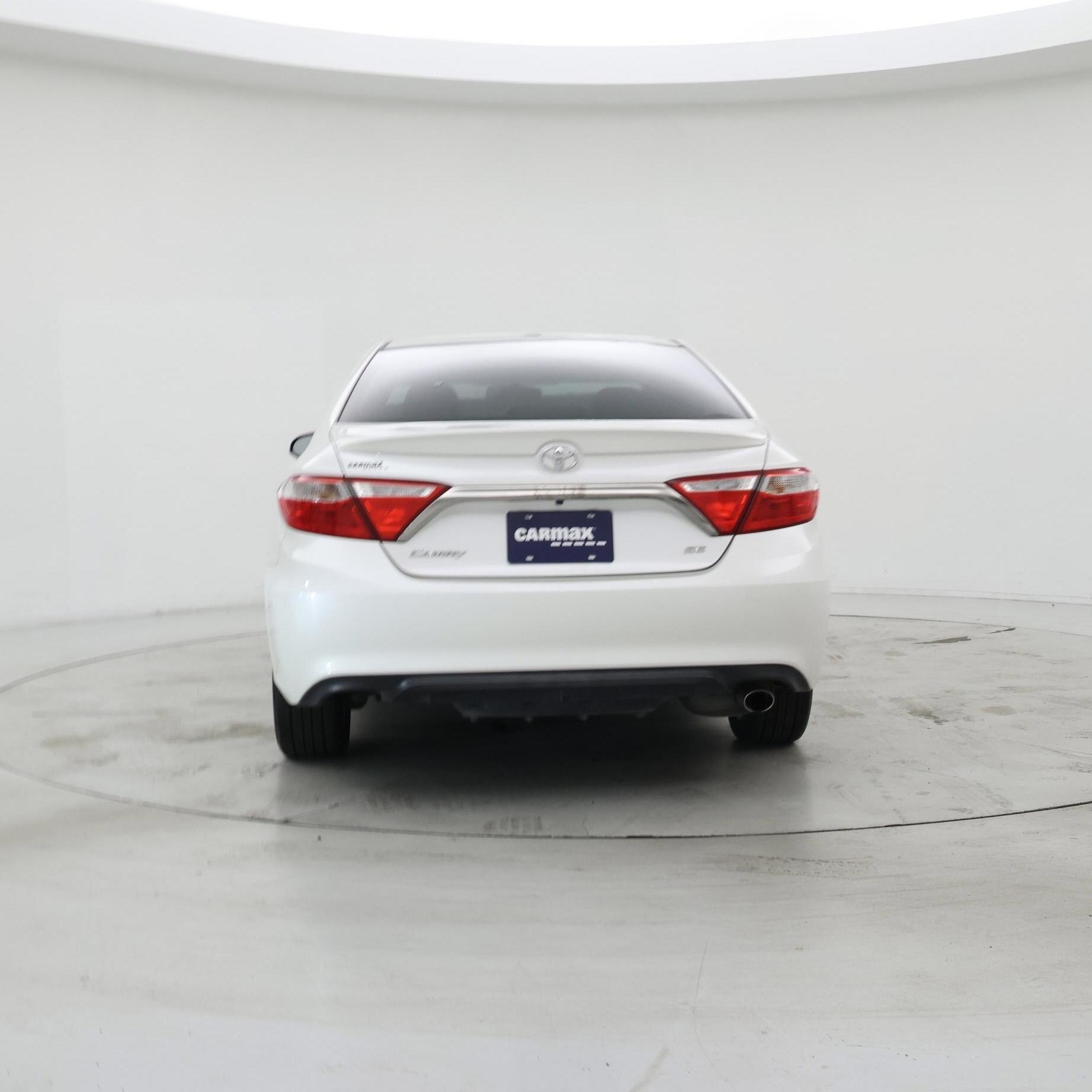 Thumbnail: 2015 Toyota Camry - 6