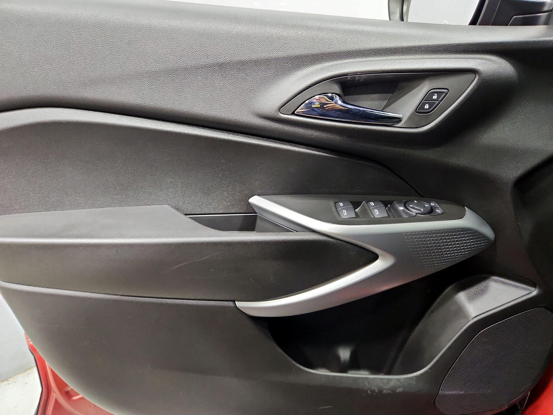 Thumbnail: 2024 Chevrolet Trax - 12