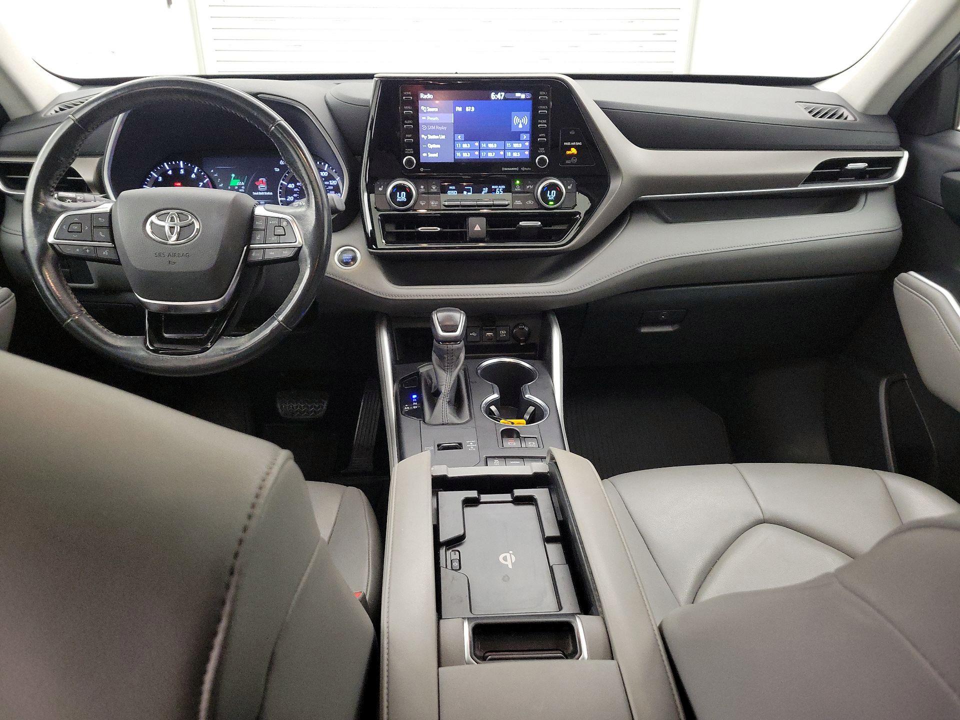 Thumbnail: 2020 Toyota Highlander - 9