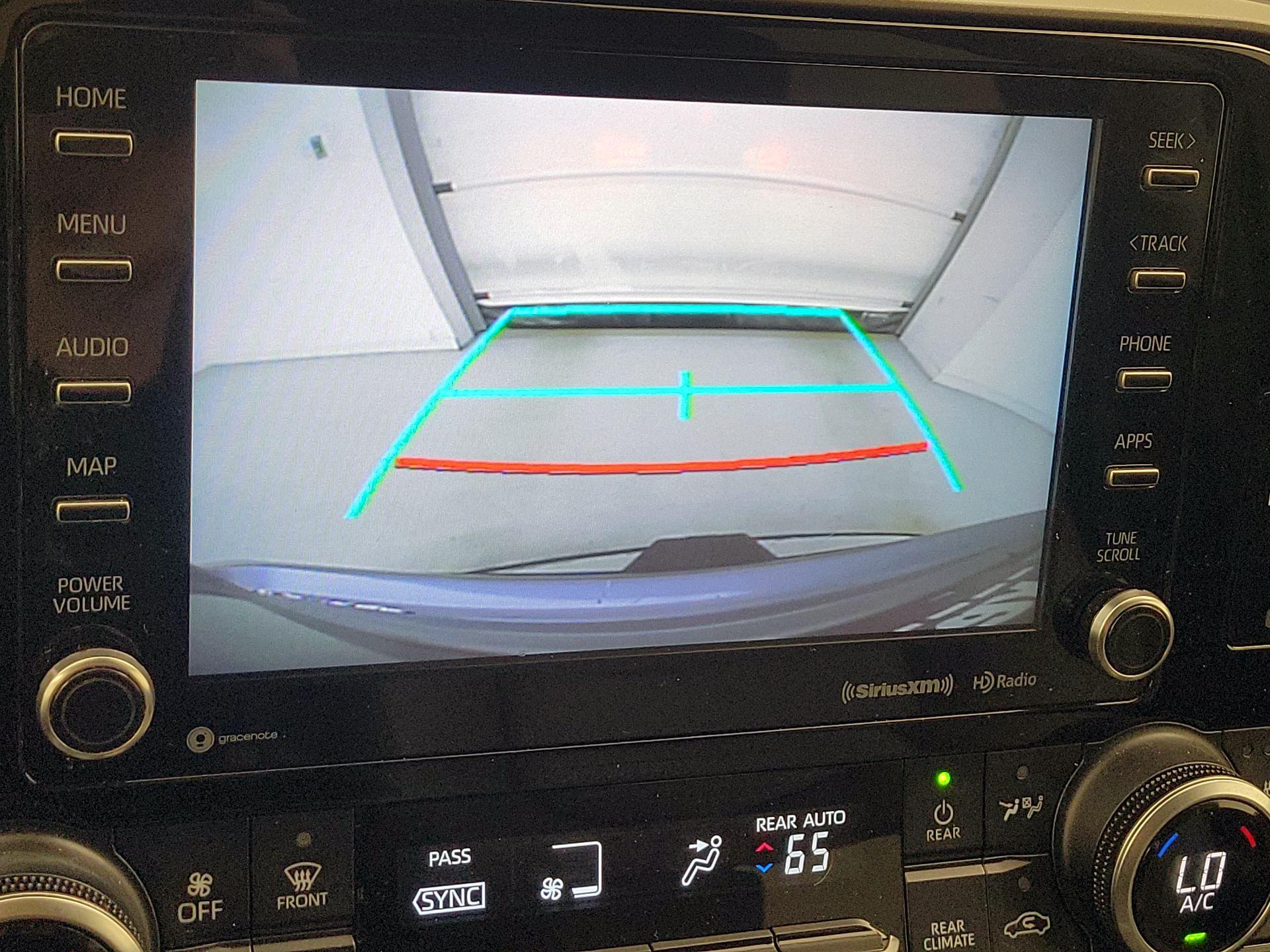 Thumbnail: 2020 Toyota Highlander - 14