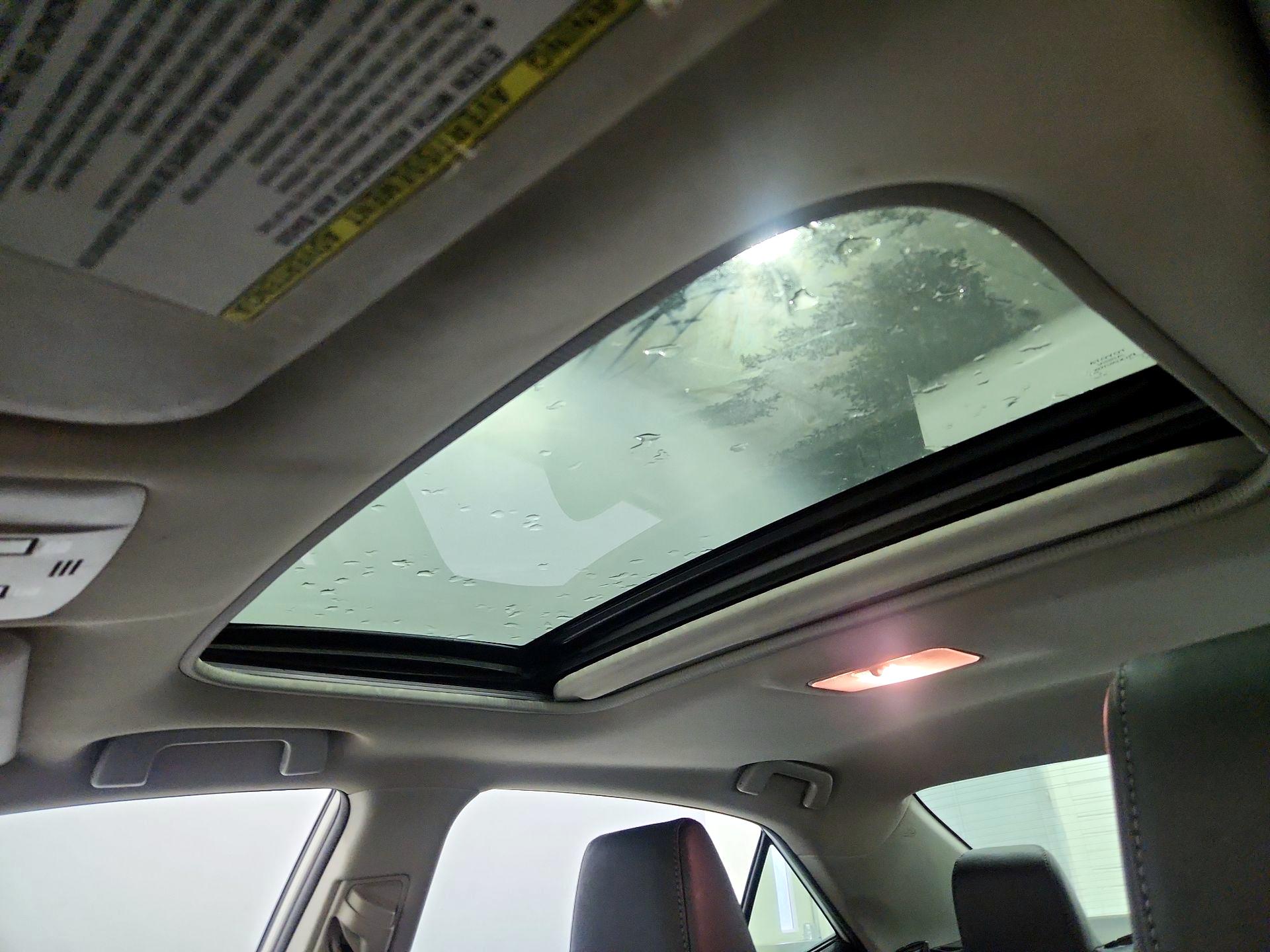 Thumbnail: 2014 Toyota Corolla - 19