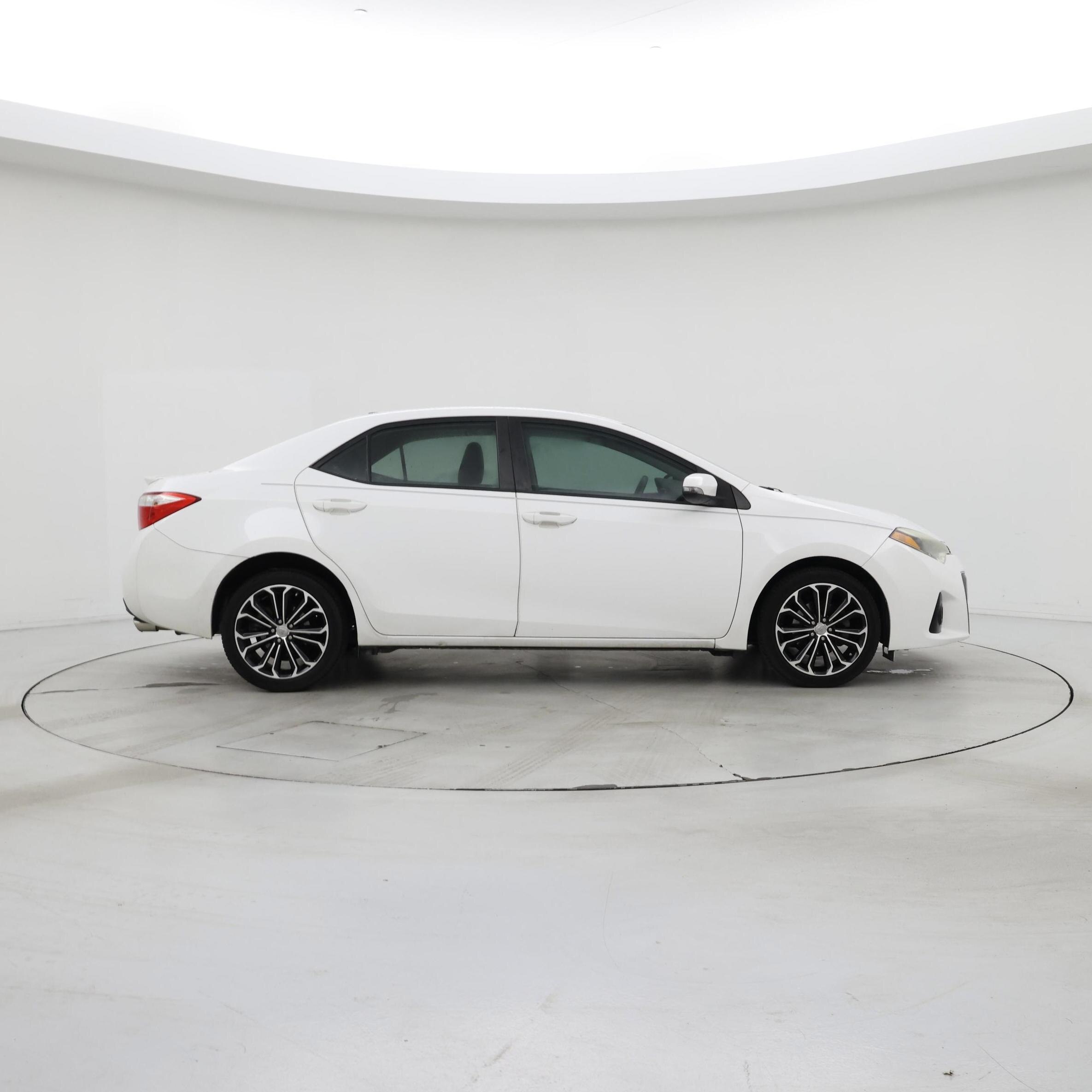 Thumbnail: 2014 Toyota Corolla - 7