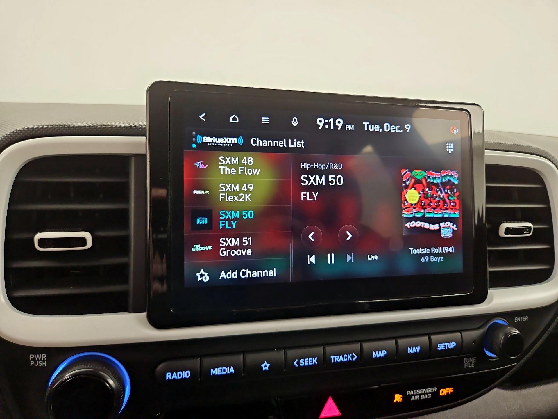 Thumbnail: 2024 Hyundai Venue - 16