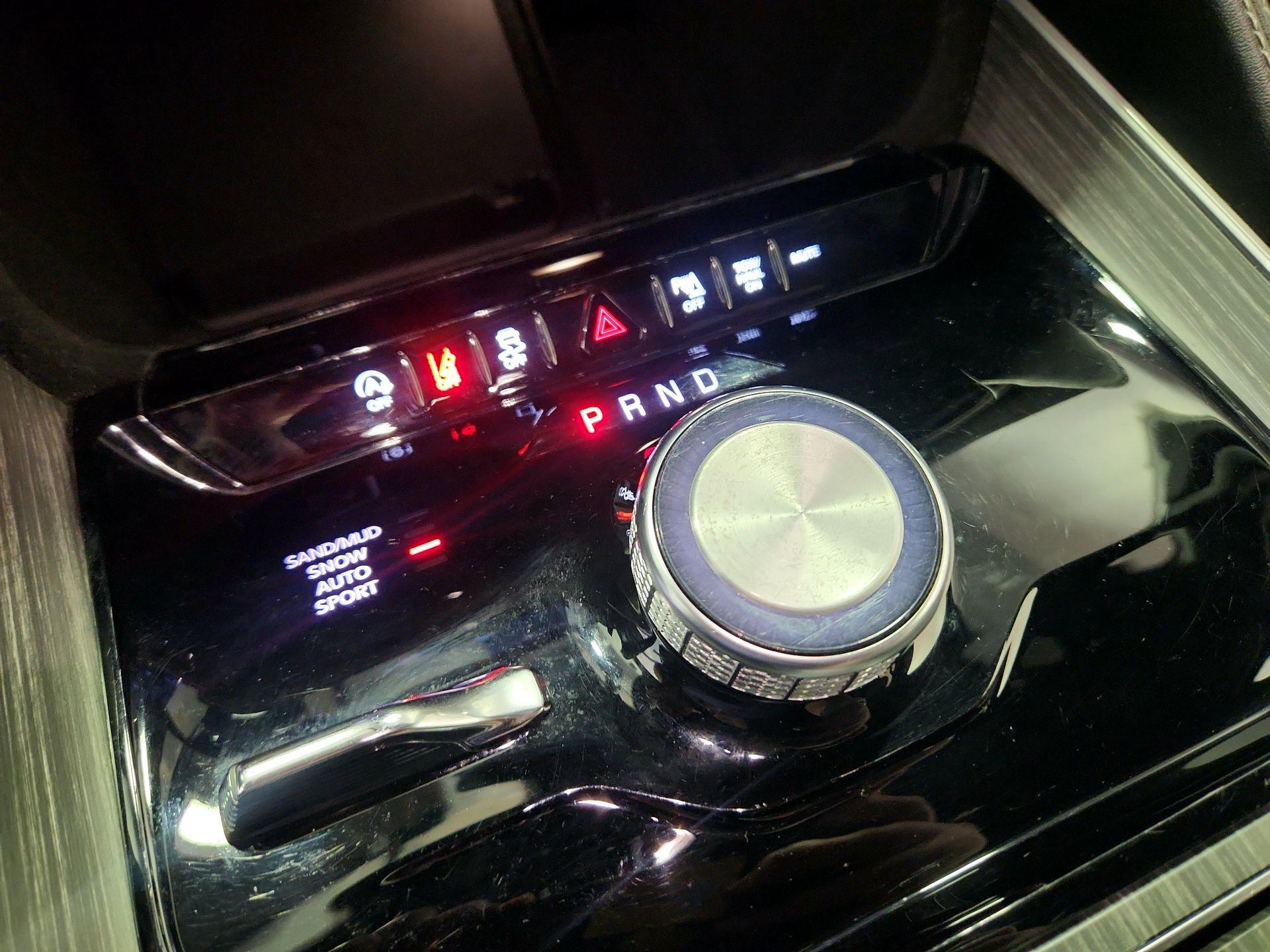 Thumbnail: 2024 Jeep Wagoneer - 18