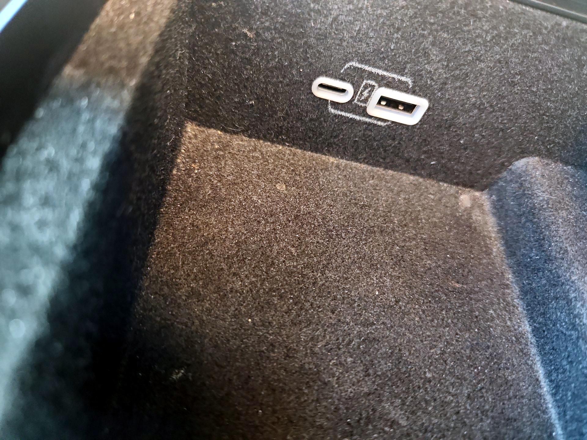 Thumbnail: 2024 Jeep Wagoneer - 19