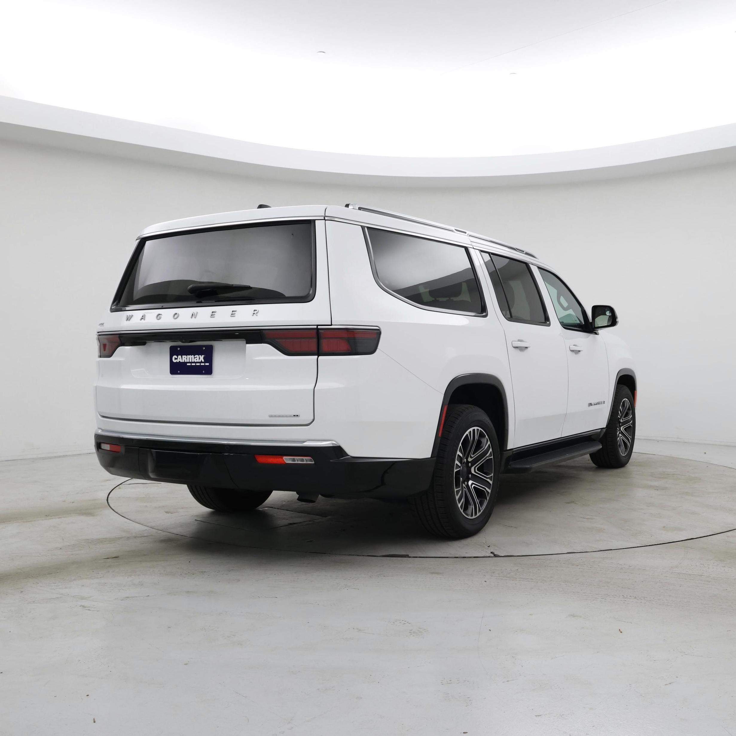 Thumbnail: 2024 Jeep Wagoneer - 8