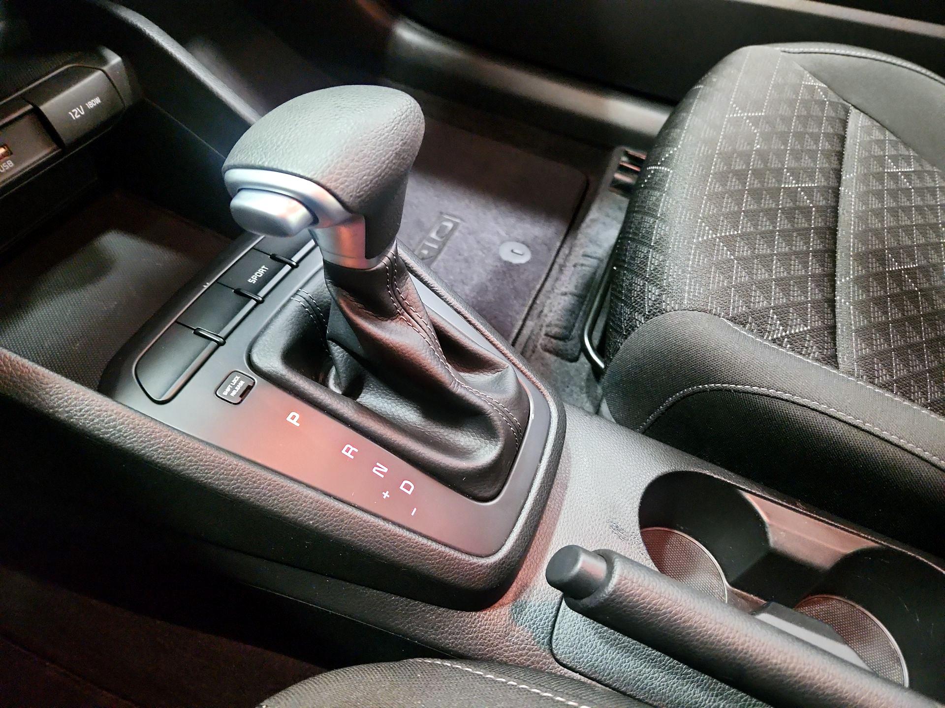 Thumbnail: 2023 Kia Rio - 17