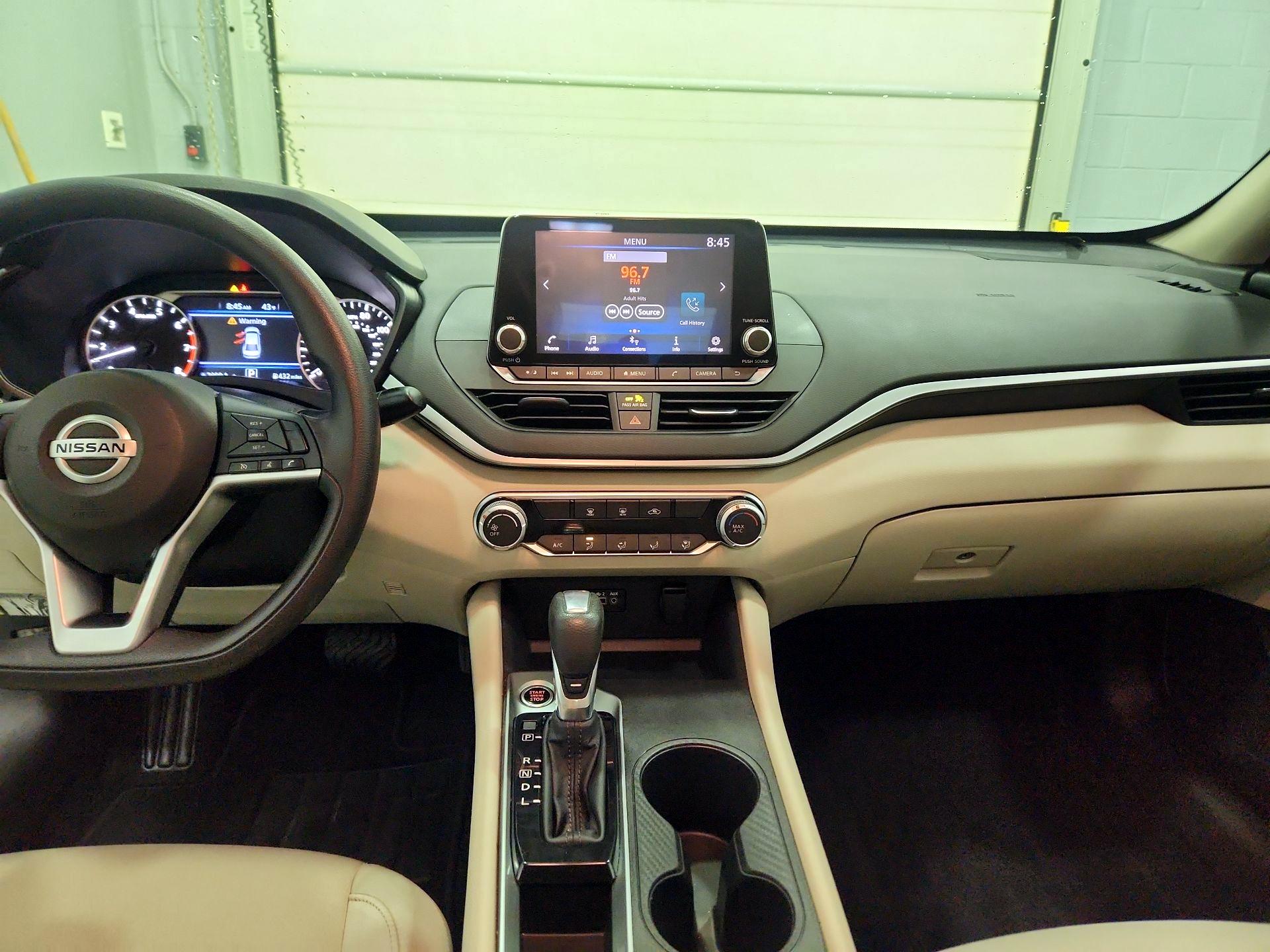 Thumbnail: 2020 Nissan Altima - 9