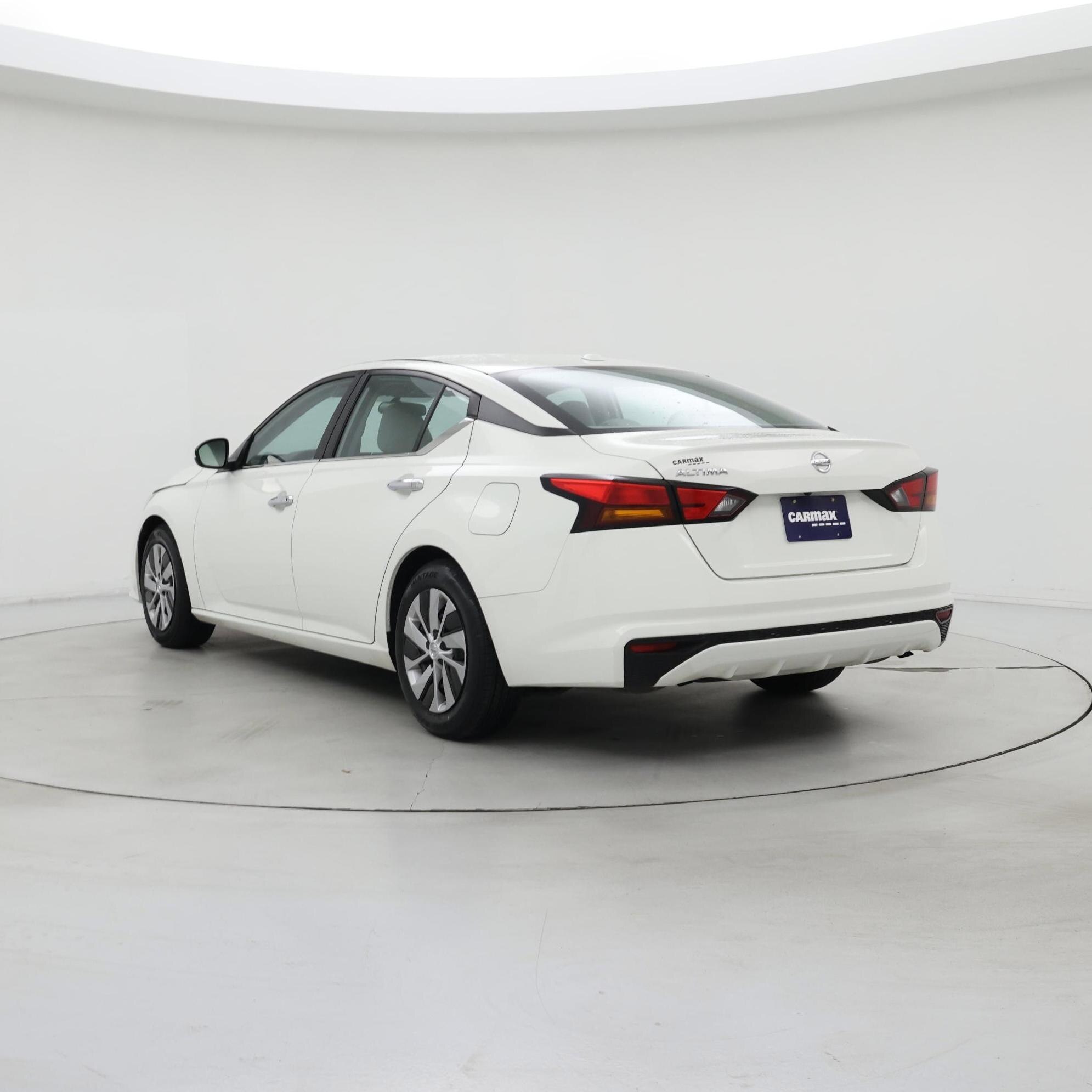 Thumbnail: 2020 Nissan Altima - 2