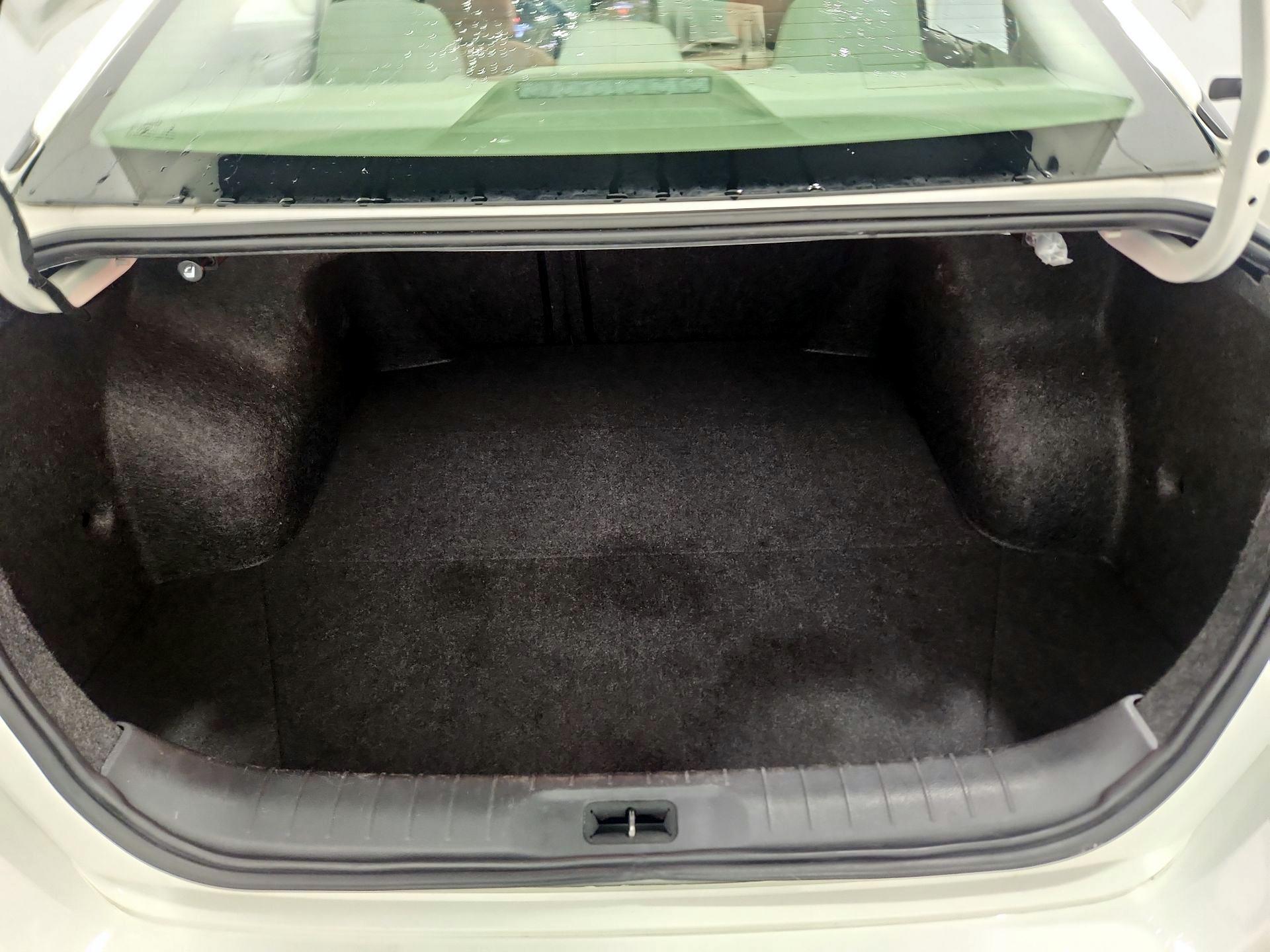 Thumbnail: 2020 Nissan Altima - 20