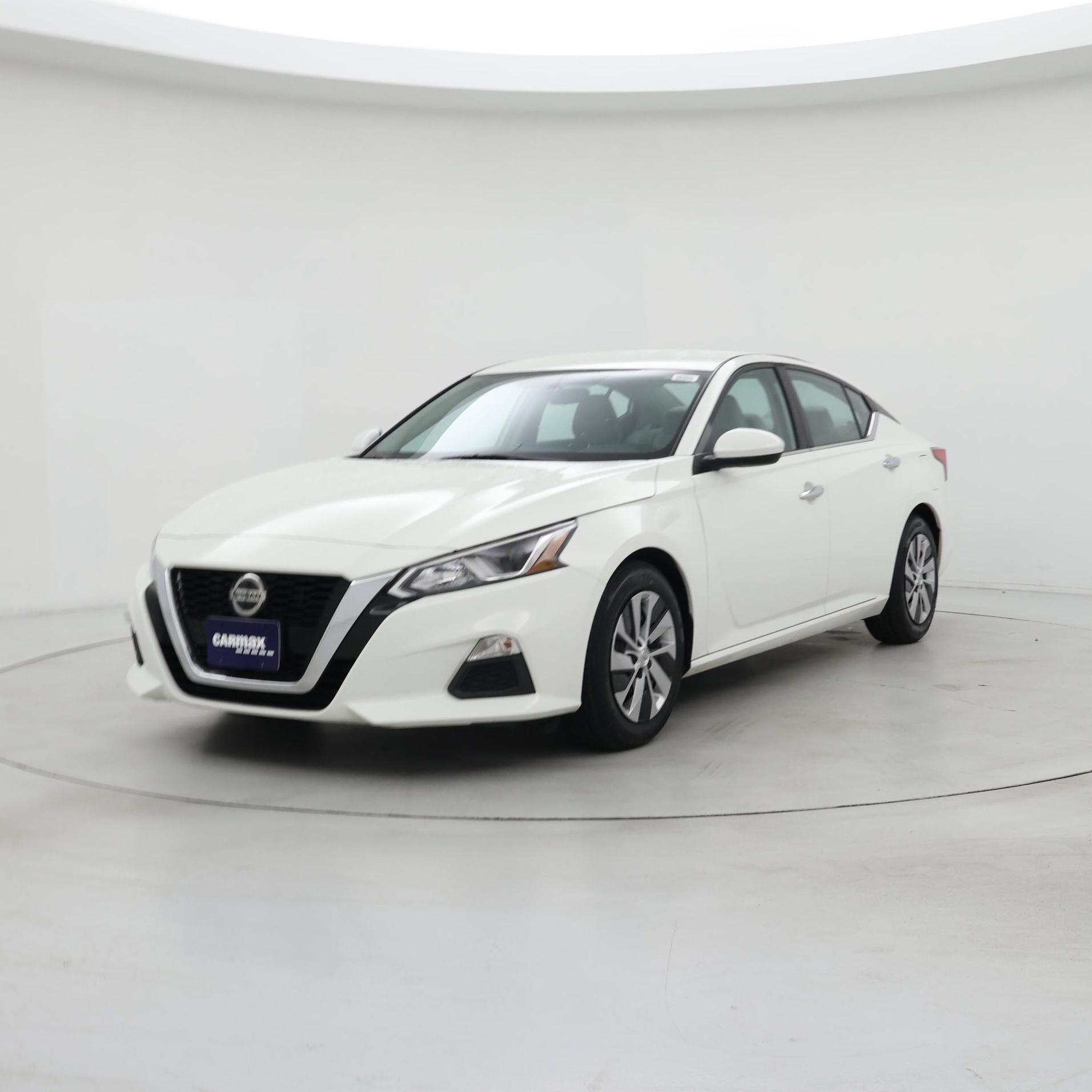 Thumbnail: 2020 Nissan Altima - 4