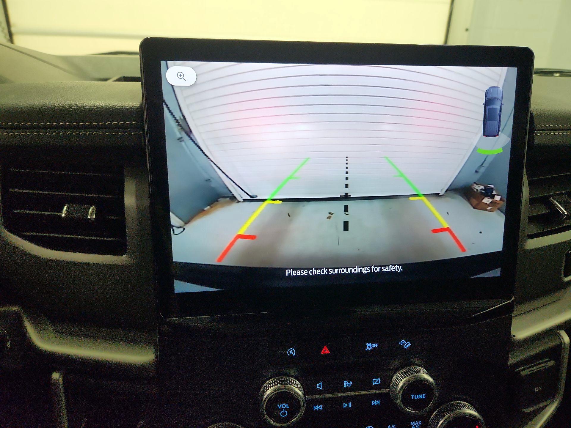 Thumbnail: 2023 Ford Expedition - 15