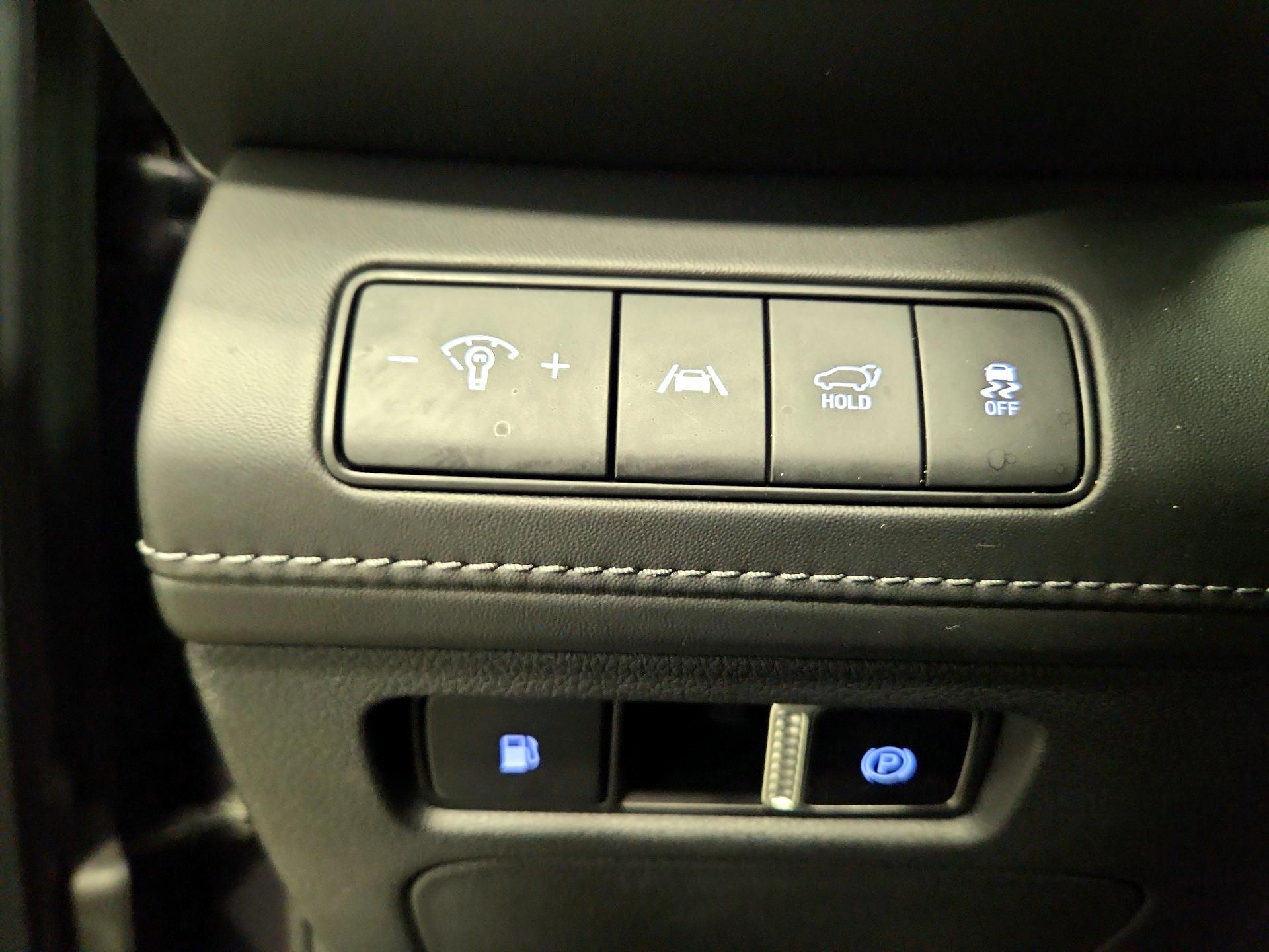 Thumbnail: 2022 Hyundai Santa Fe - 13