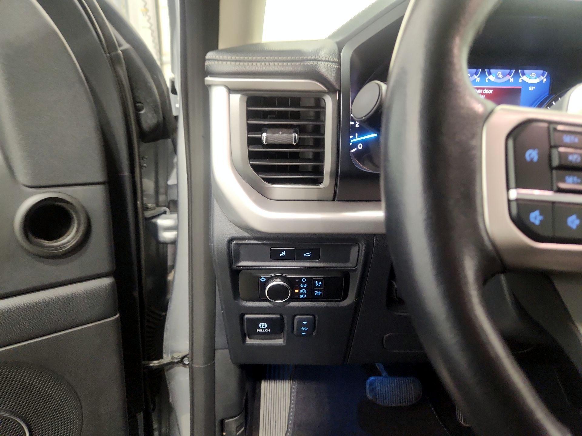 Thumbnail: 2023 Ford Expedition MAX - 13