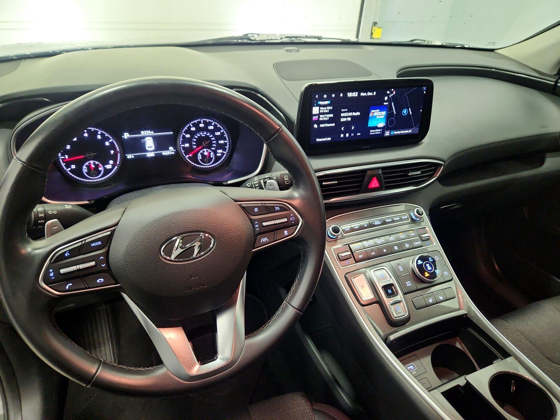 Thumbnail: 2023 Hyundai Santa Fe - 9