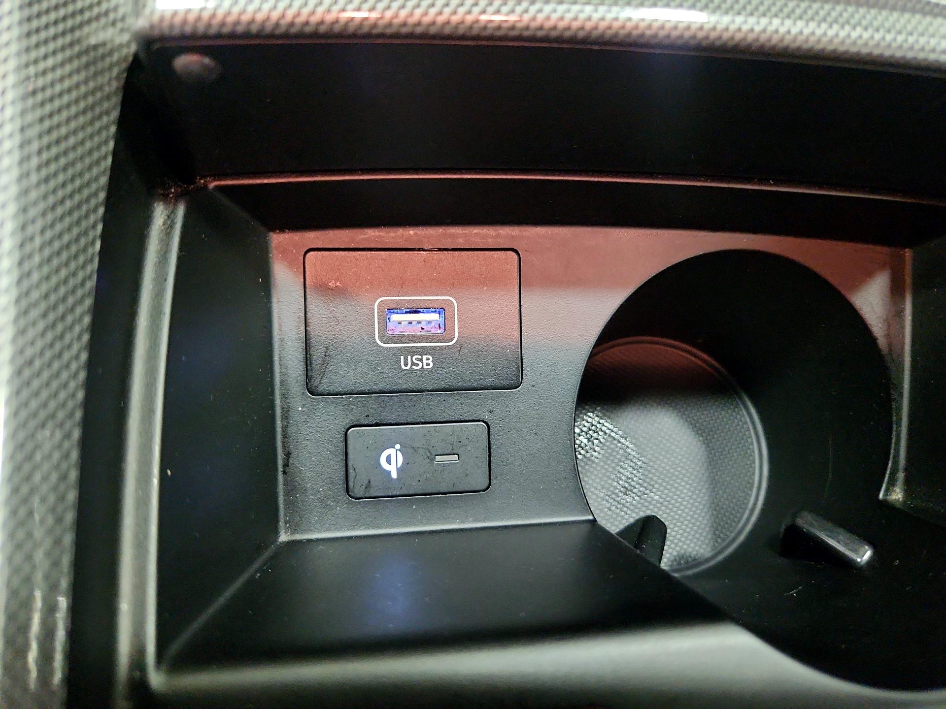 Thumbnail: 2023 Hyundai Santa Fe - 18