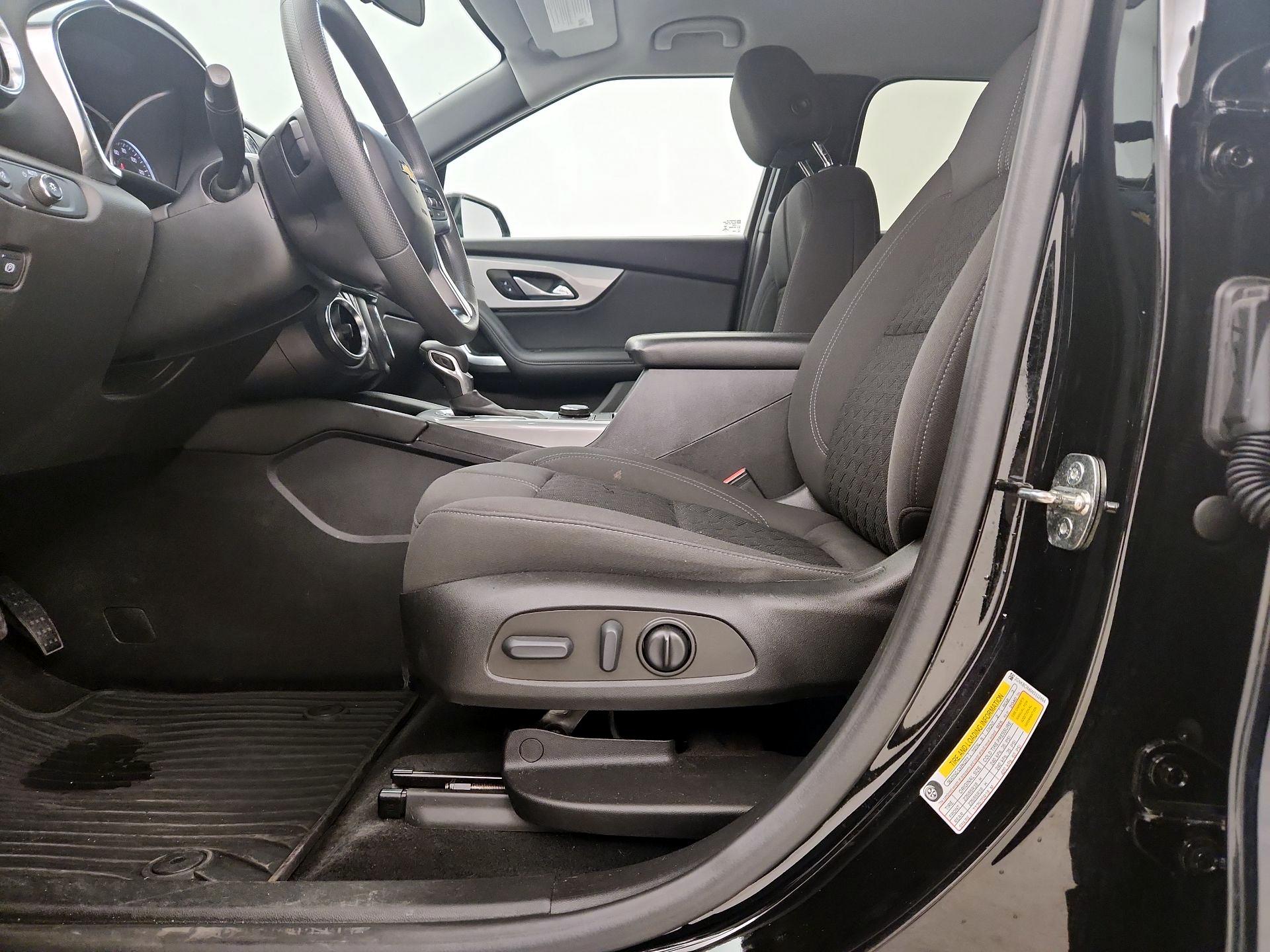 Thumbnail: 2022 Chevrolet Blazer - 11