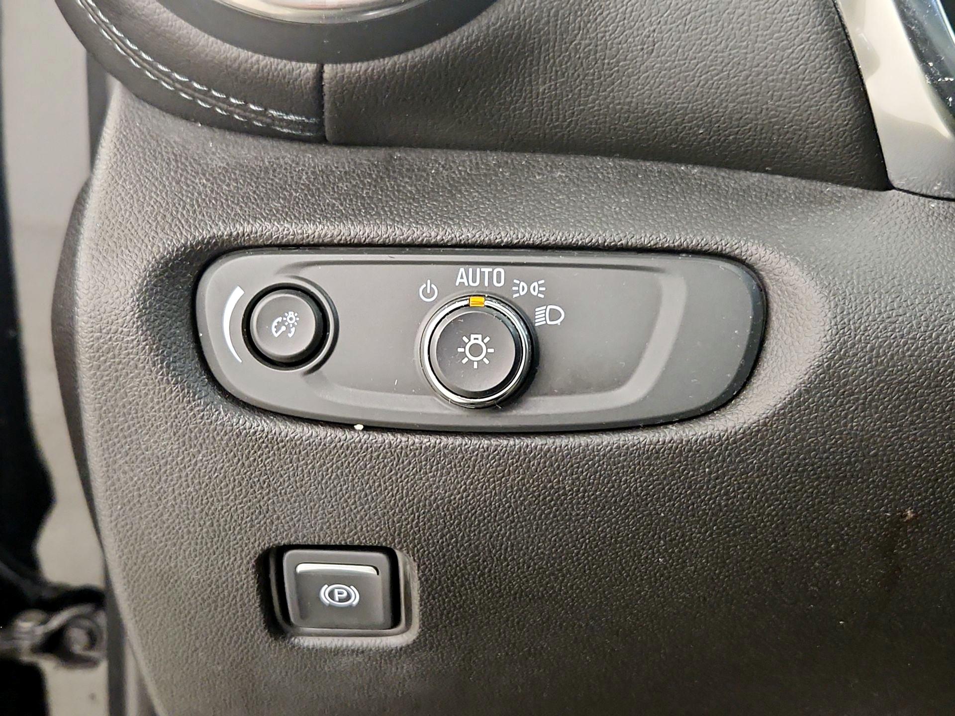 Thumbnail: 2022 Chevrolet Blazer - 13