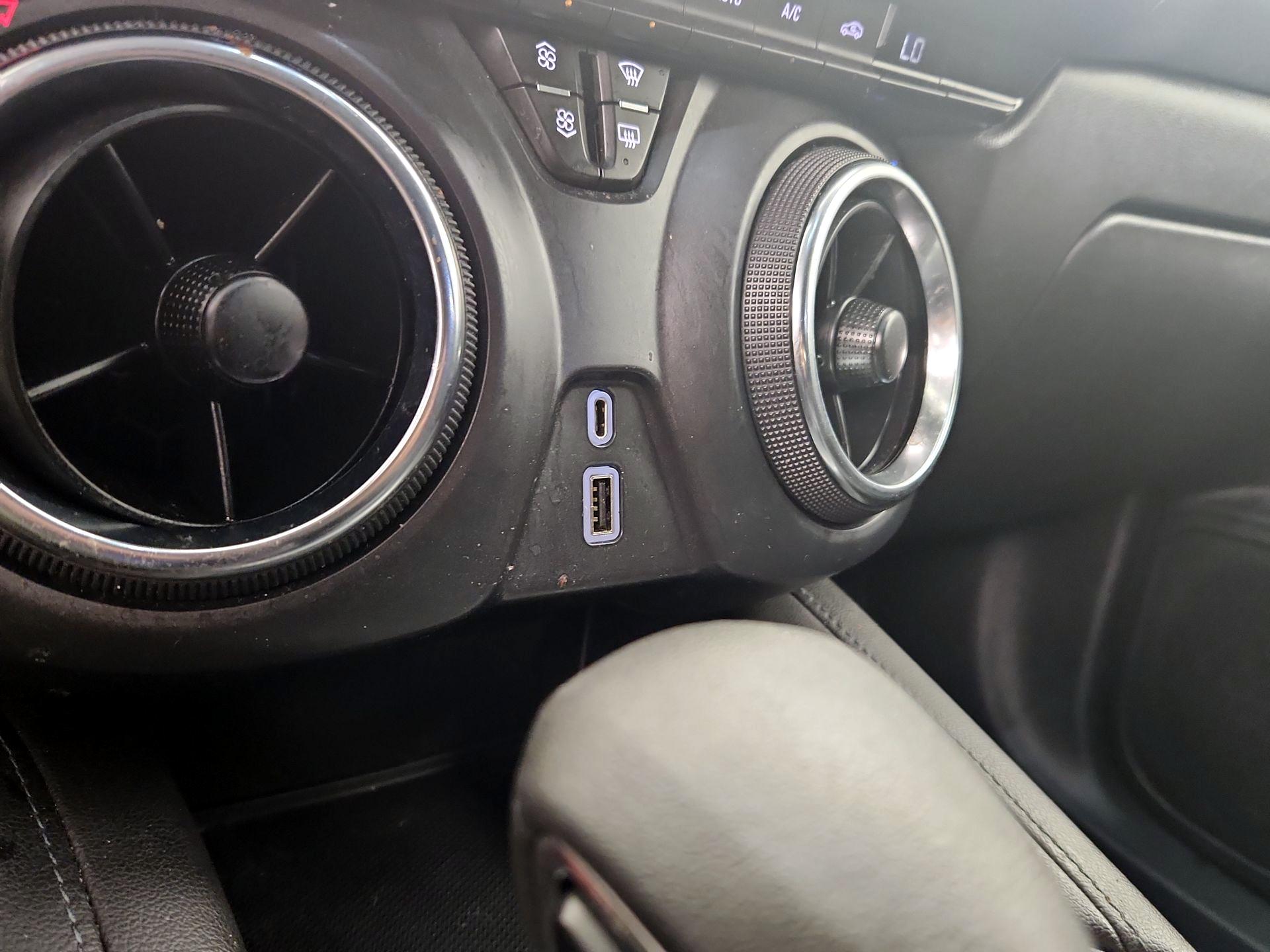 Thumbnail: 2022 Chevrolet Blazer - 18