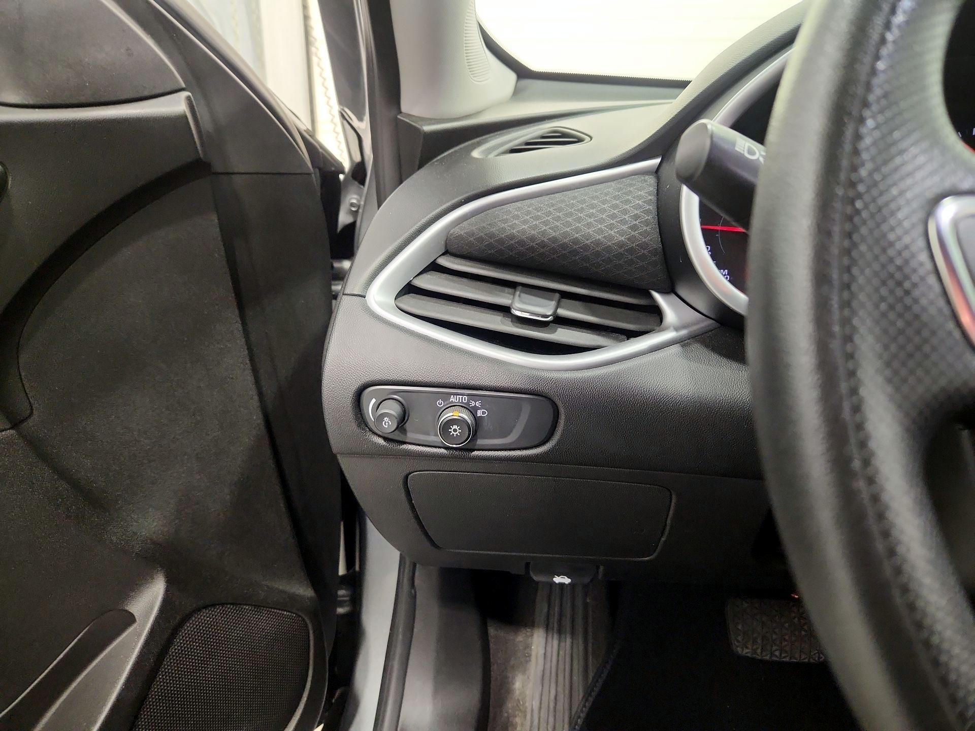 Thumbnail: 2023 Chevrolet Malibu - 13