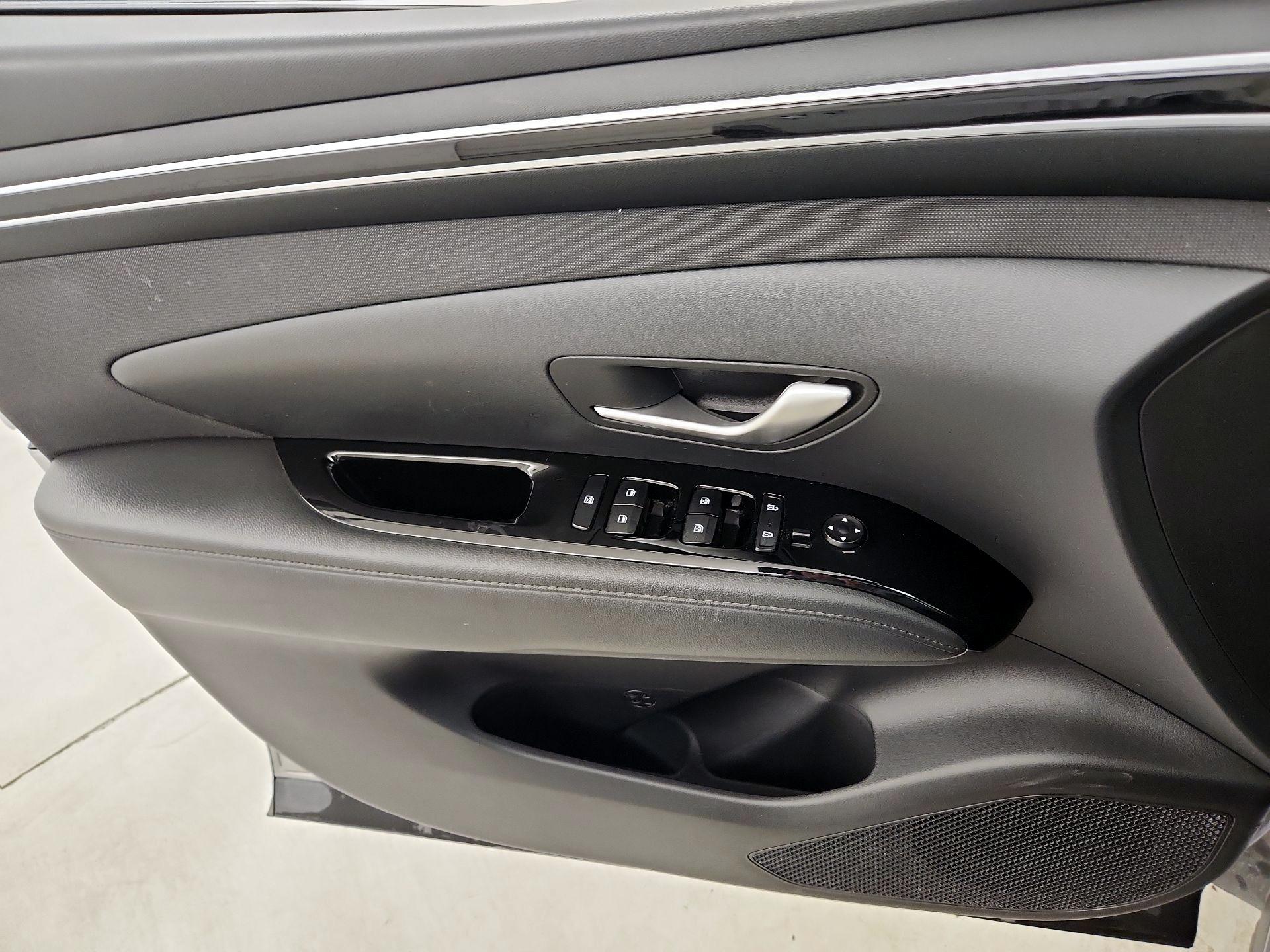 Thumbnail: 2023 Hyundai Tucson - 12