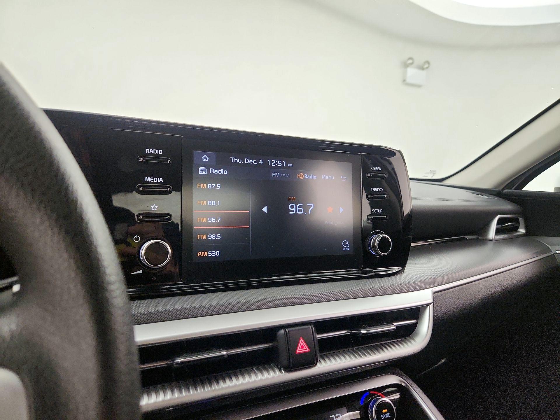 Thumbnail: 2023 Kia K5 - 15