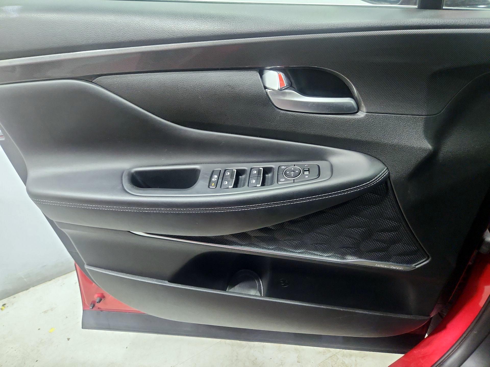 Thumbnail: 2023 Hyundai Santa Fe - 12