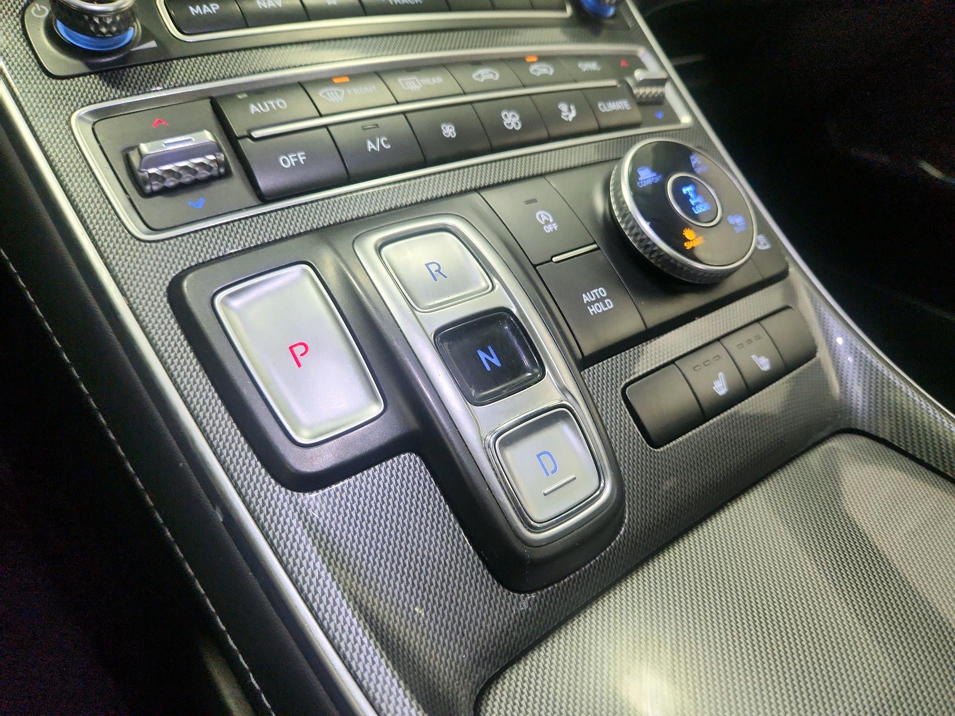 Thumbnail: 2023 Hyundai Santa Fe - 18