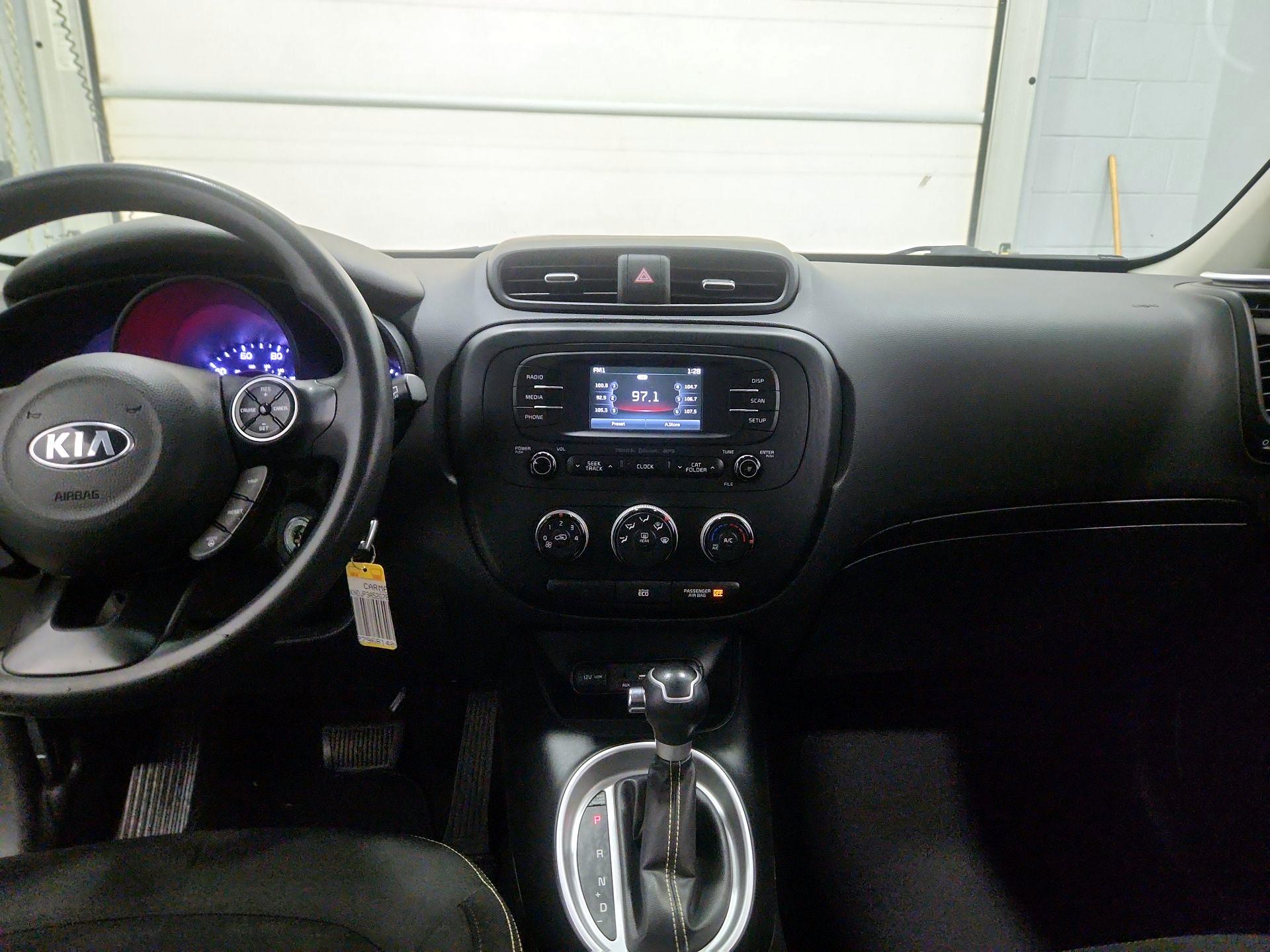 Thumbnail: 2016 Kia Soul - 9