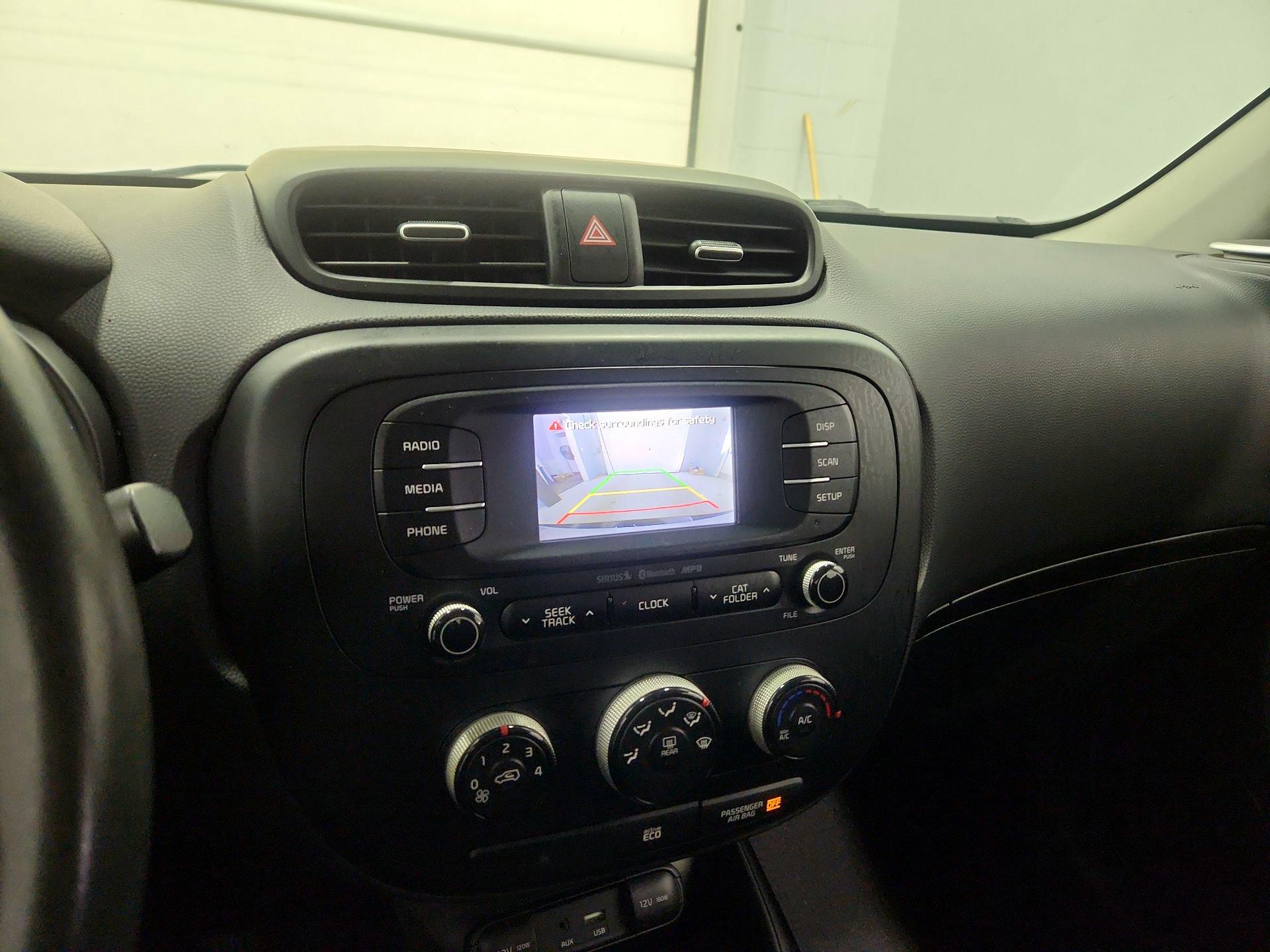 Thumbnail: 2016 Kia Soul - 14