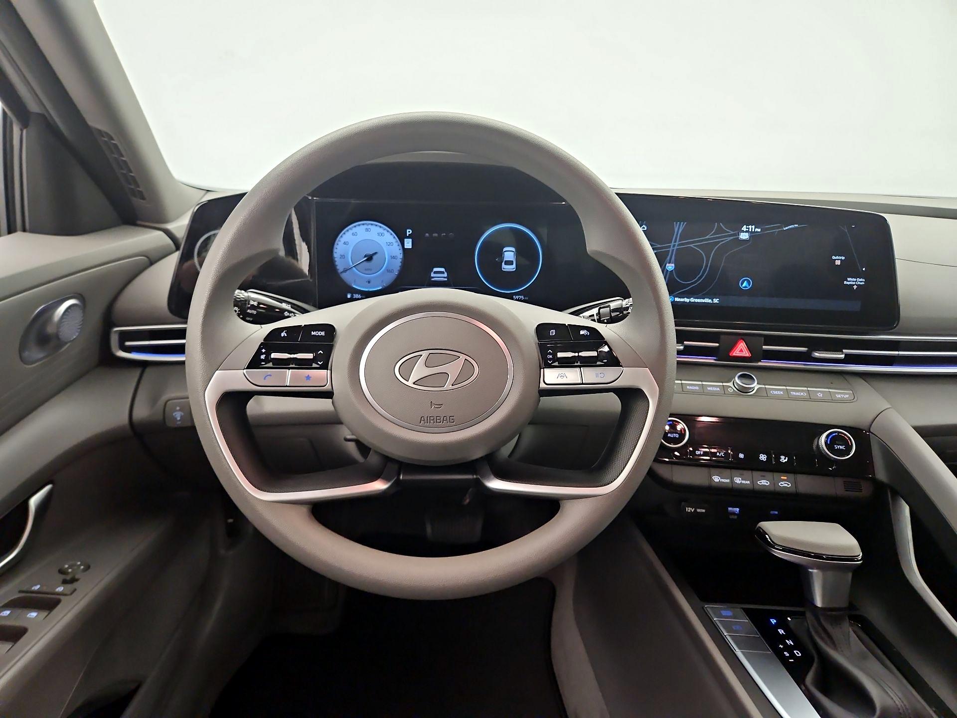 Thumbnail: 2024 Hyundai Elantra - 10