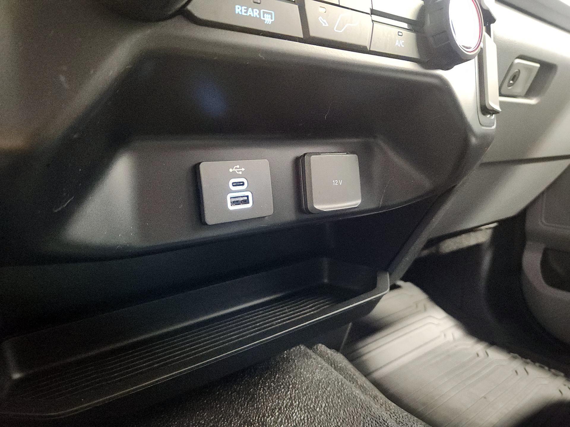 Thumbnail: 2024 Ford F-250 - 18