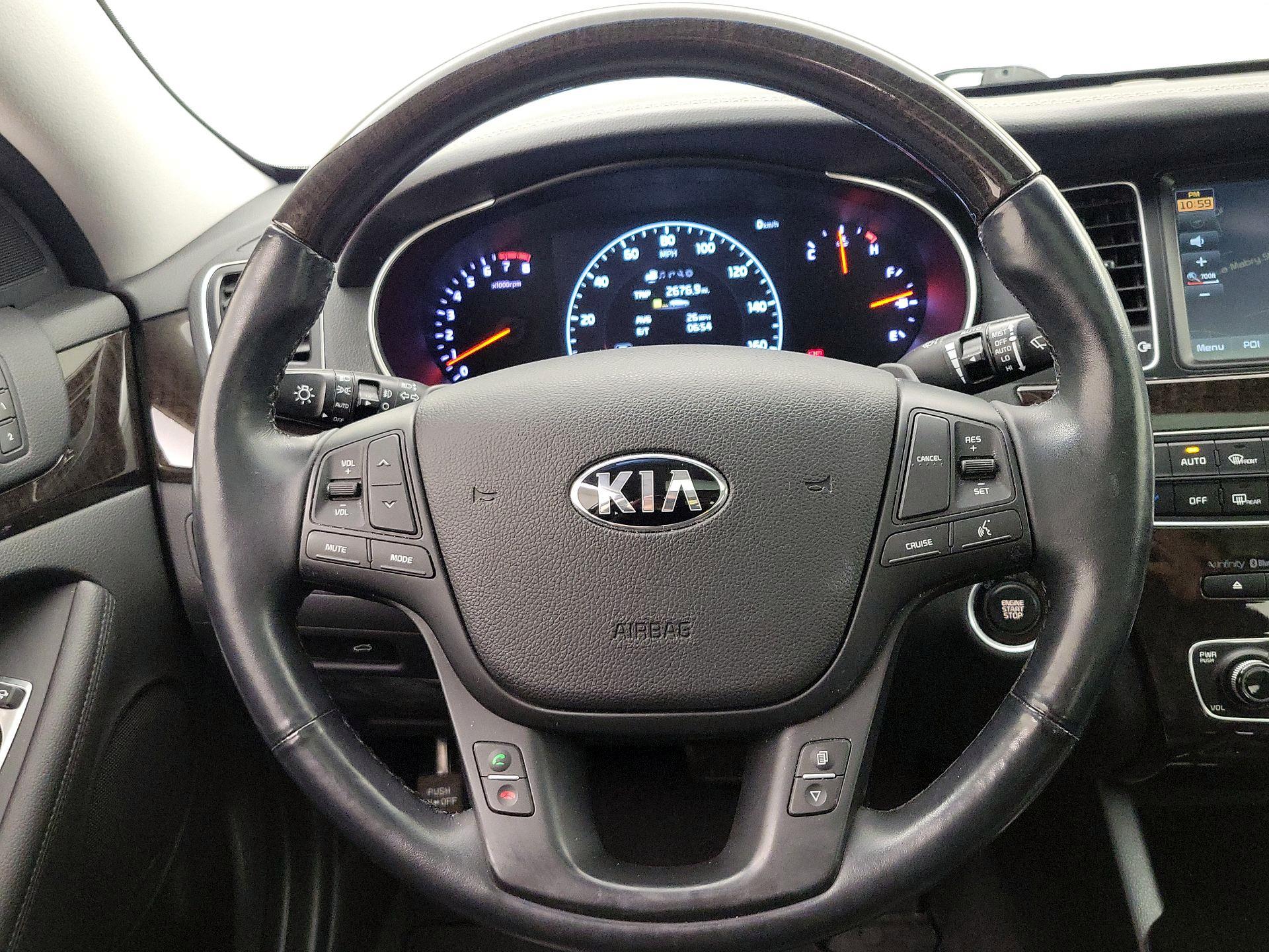 Thumbnail: 2016 Kia Cadenza - 10