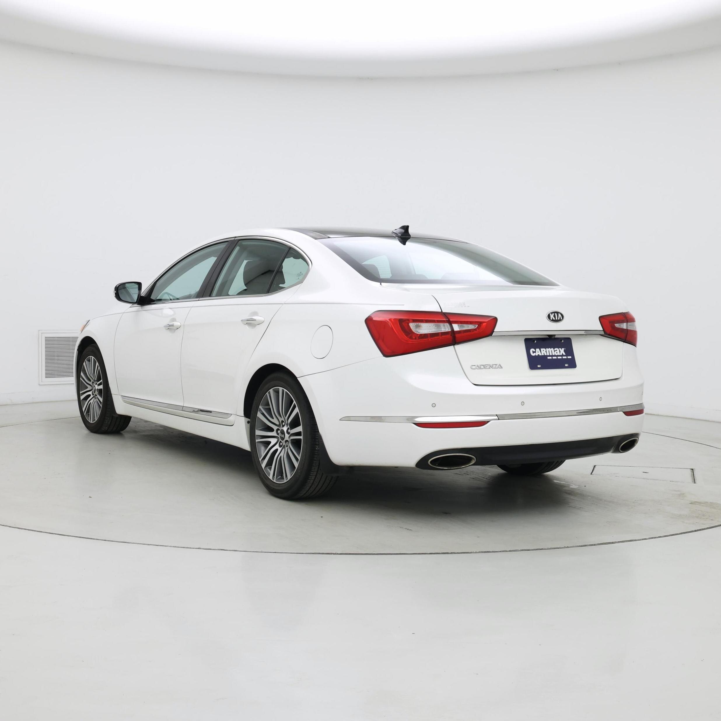 Thumbnail: 2016 Kia Cadenza - 2