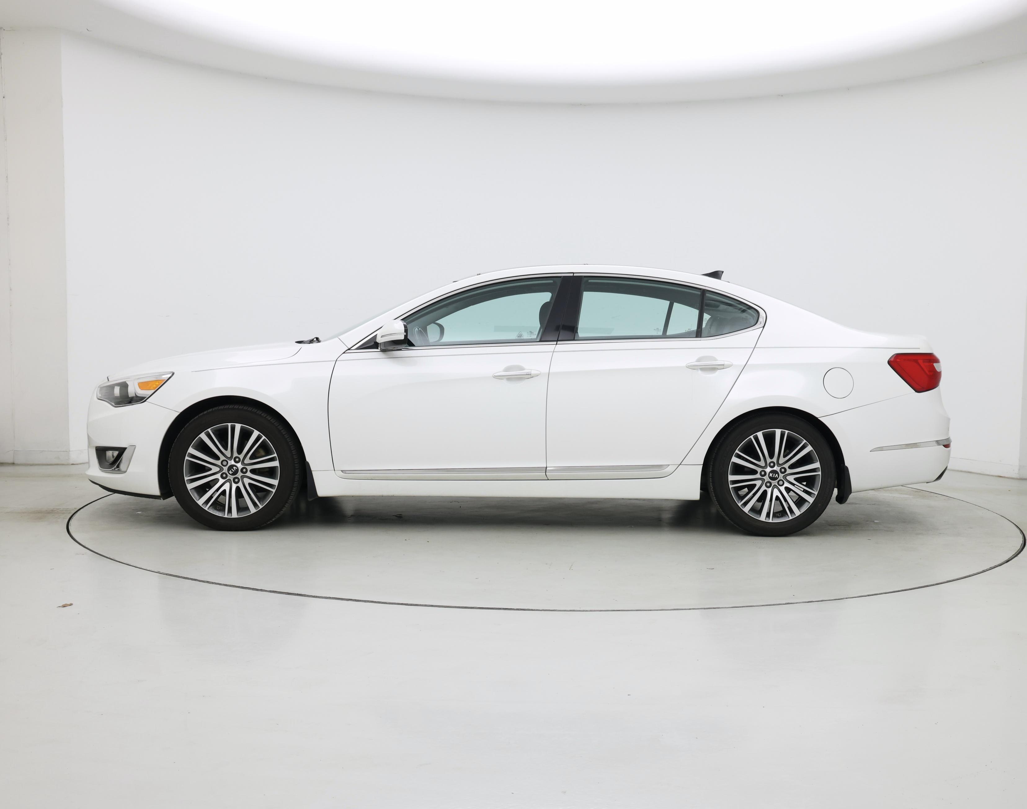 Thumbnail: 2016 Kia Cadenza - 3