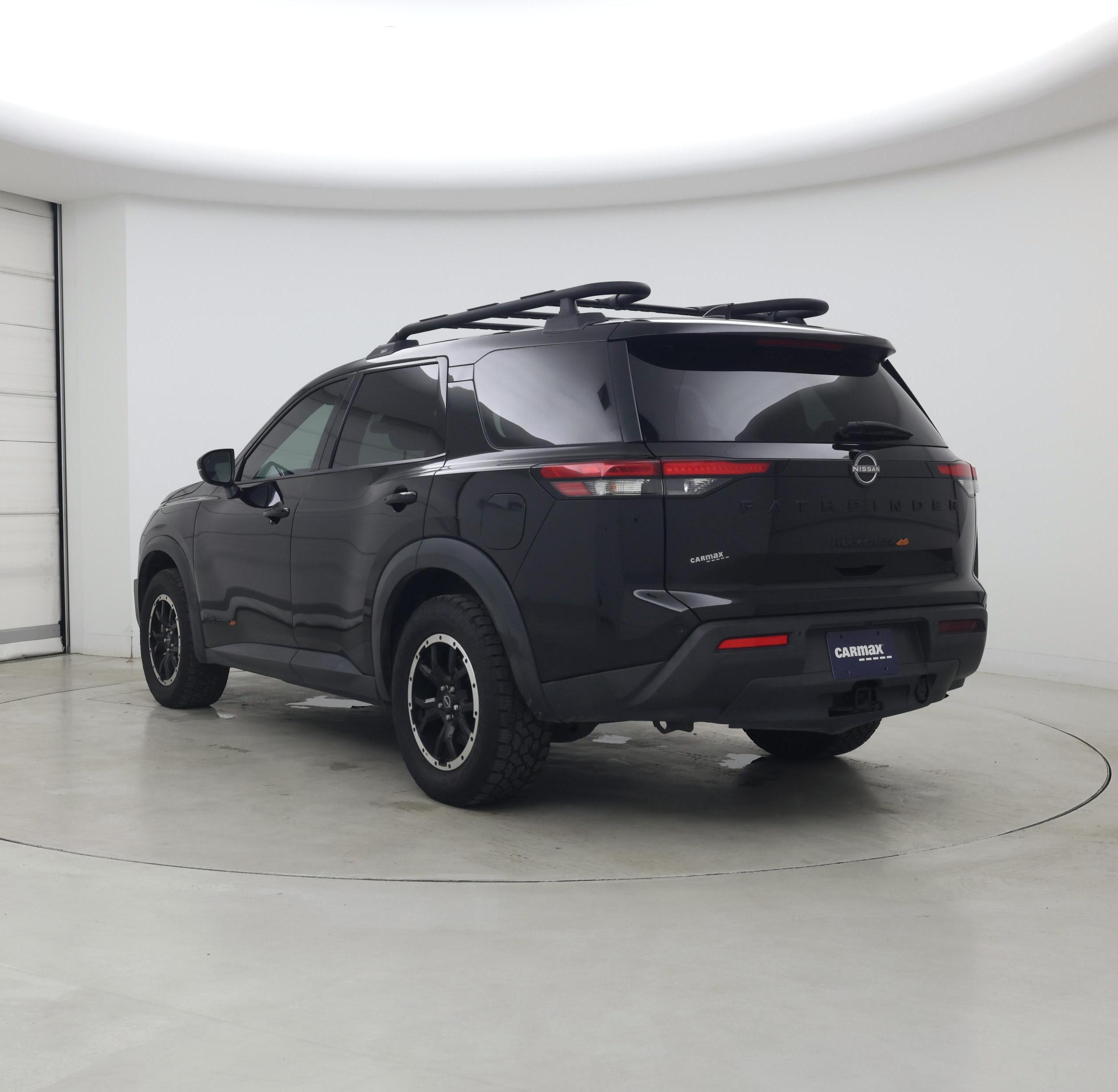 Thumbnail: 2023 Nissan Pathfinder - 2