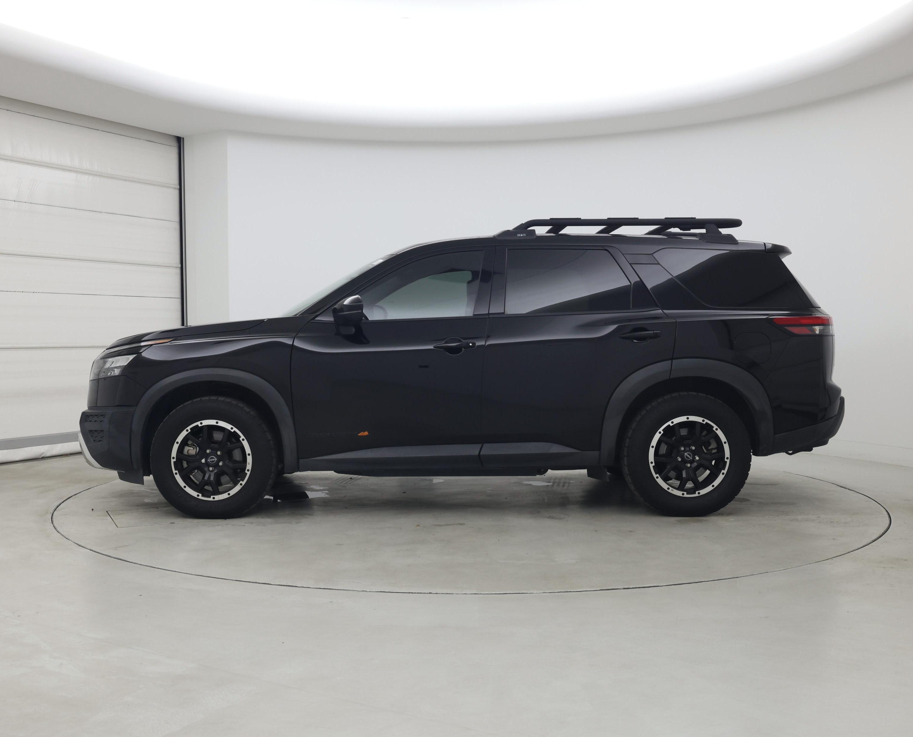 Thumbnail: 2023 Nissan Pathfinder - 3