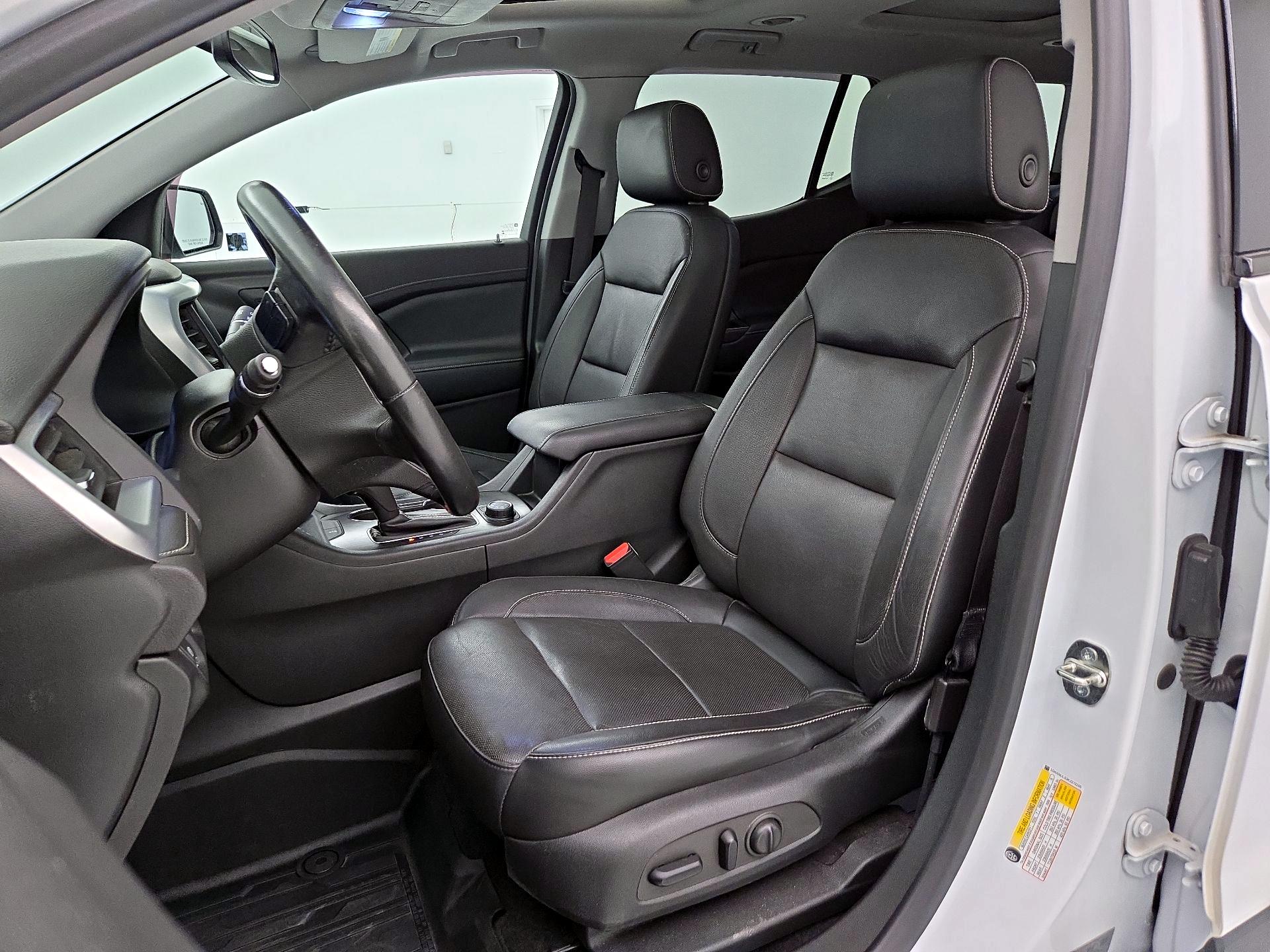 Thumbnail: 2019 GMC Acadia - 11