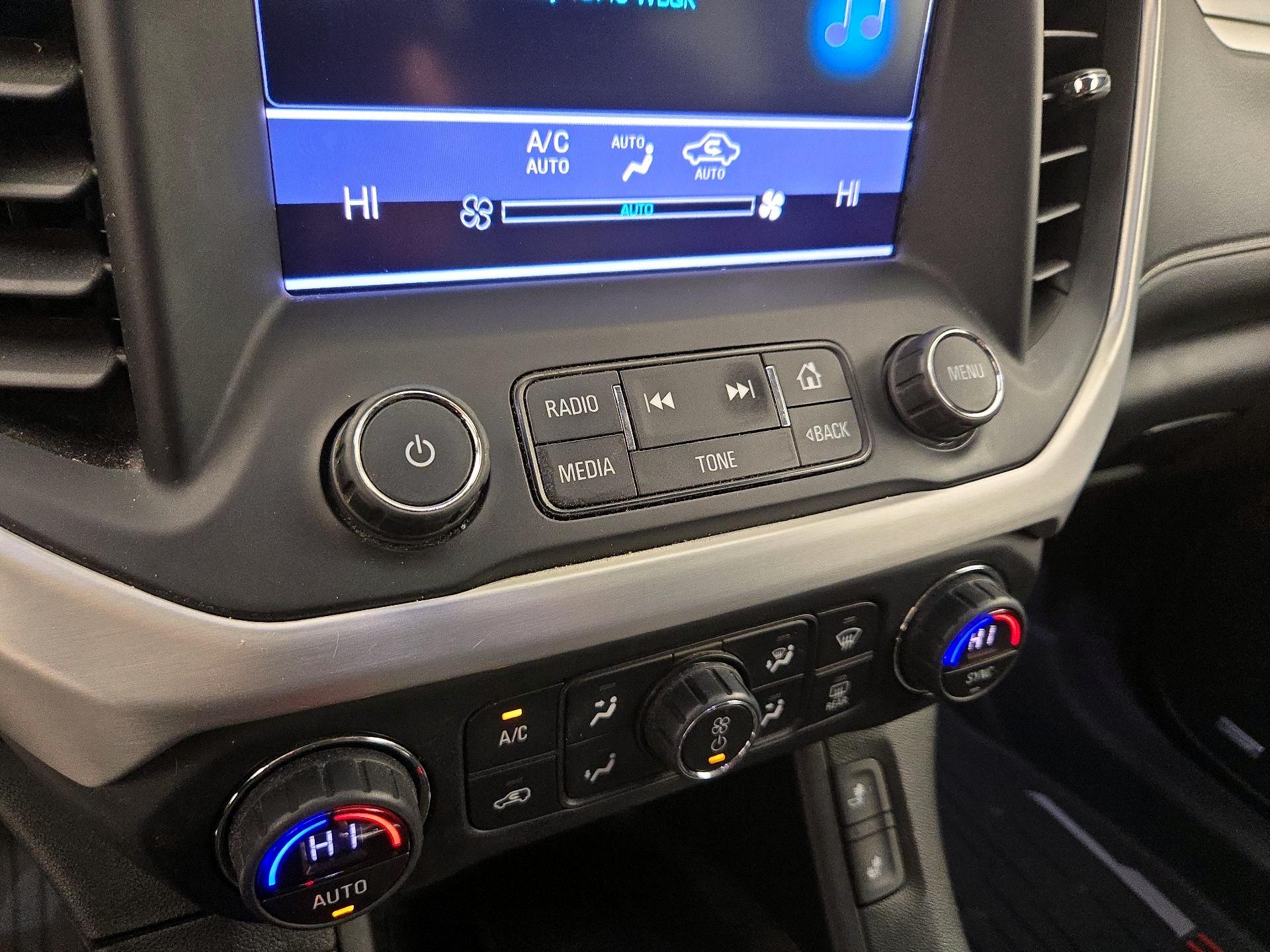 Thumbnail: 2019 GMC Acadia - 17